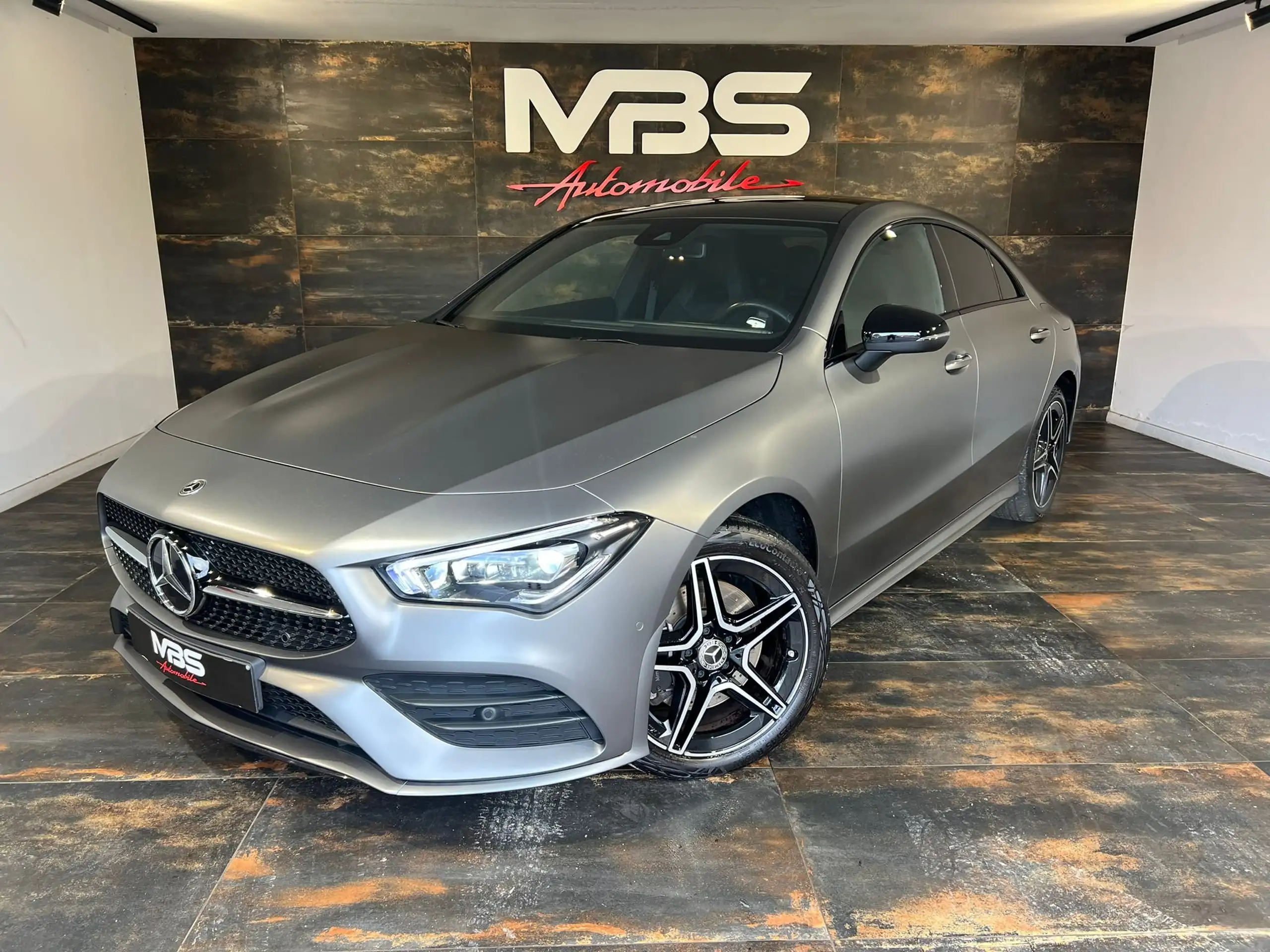 Mercedes-Benz - CLA 250