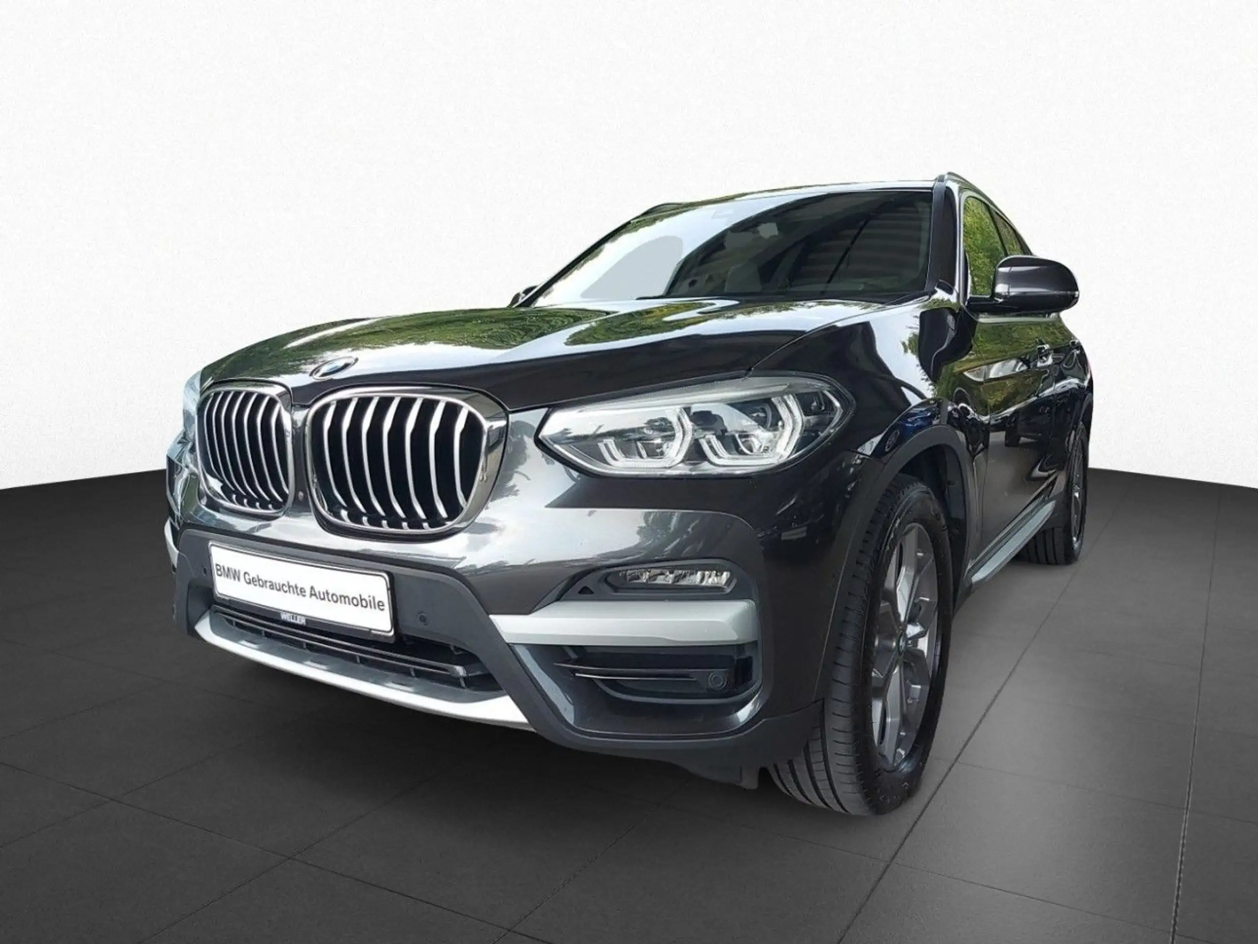 BMW - X3