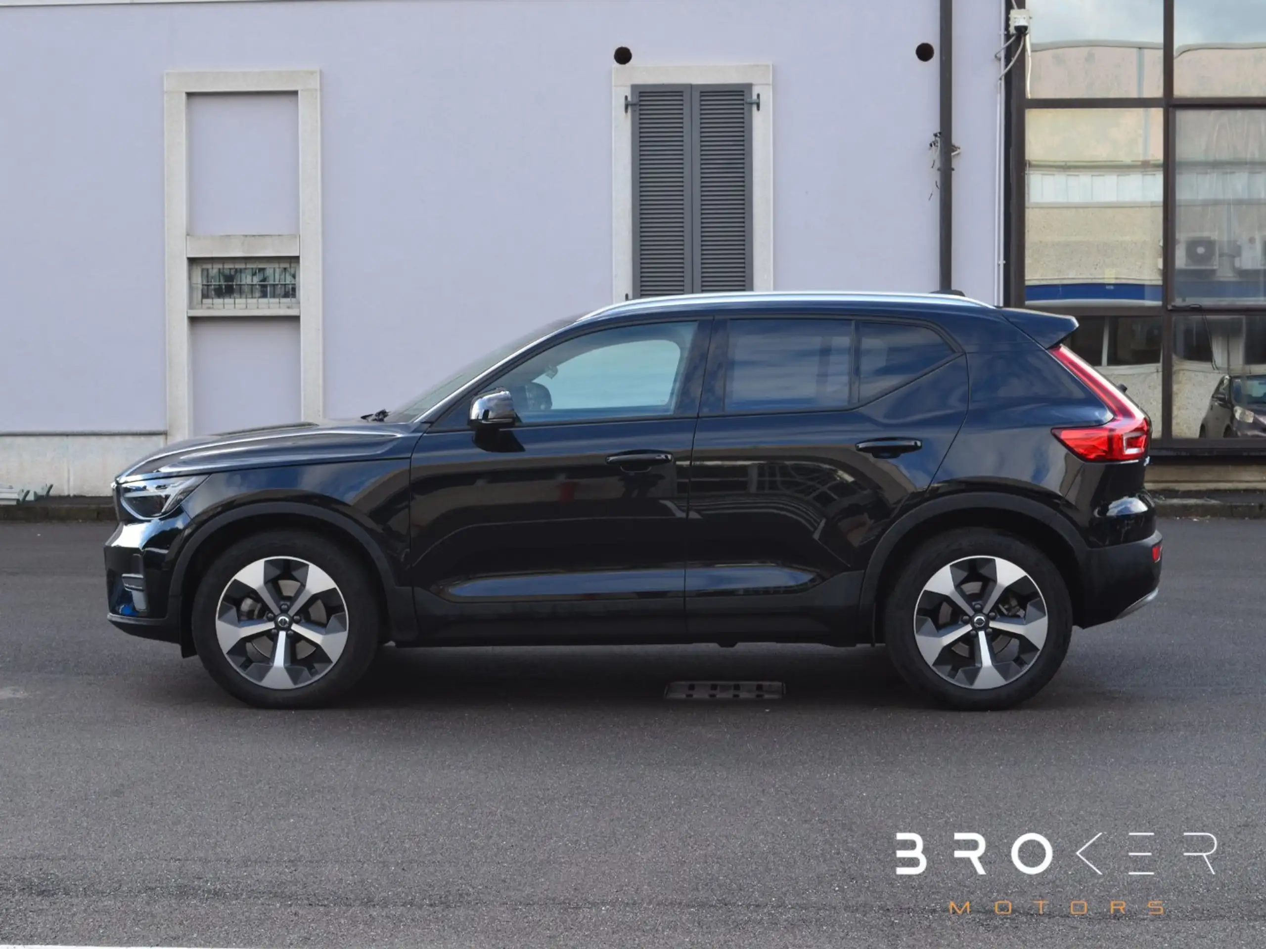 Volvo - XC40