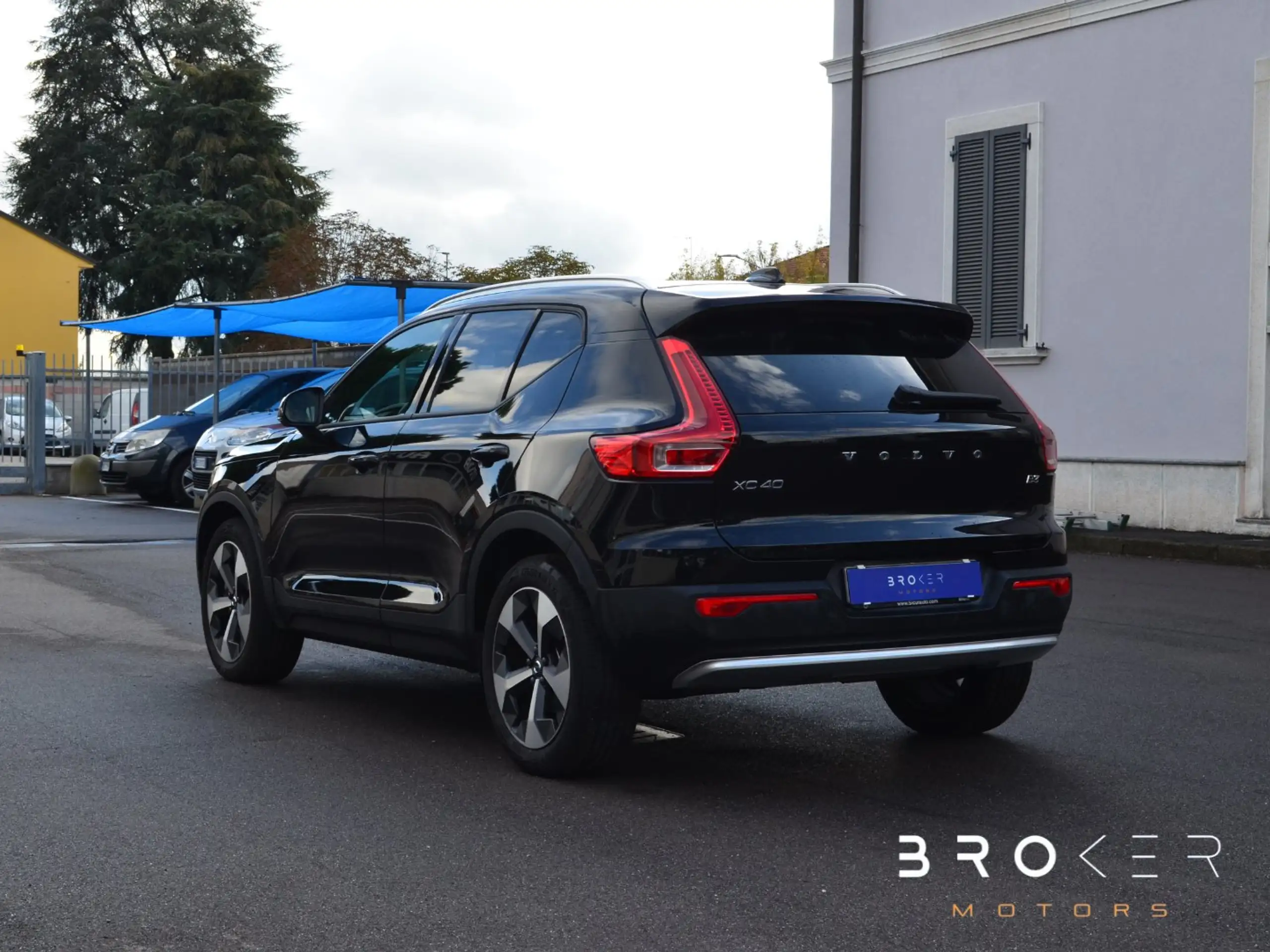 Volvo - XC40