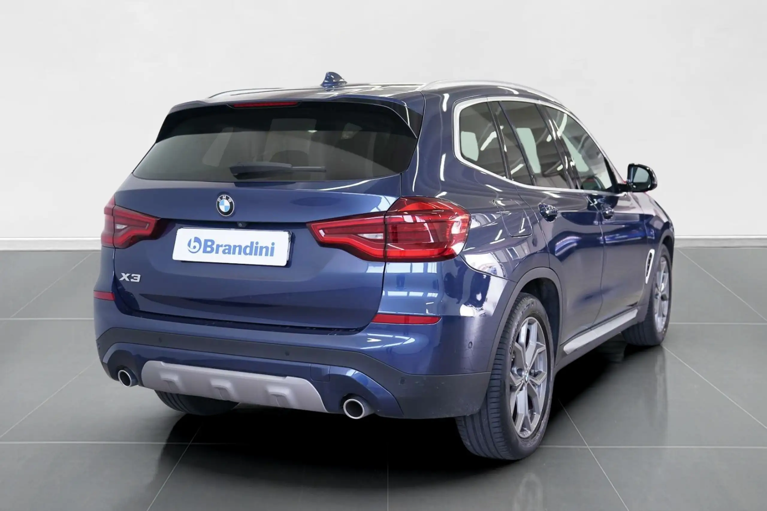 BMW - X3