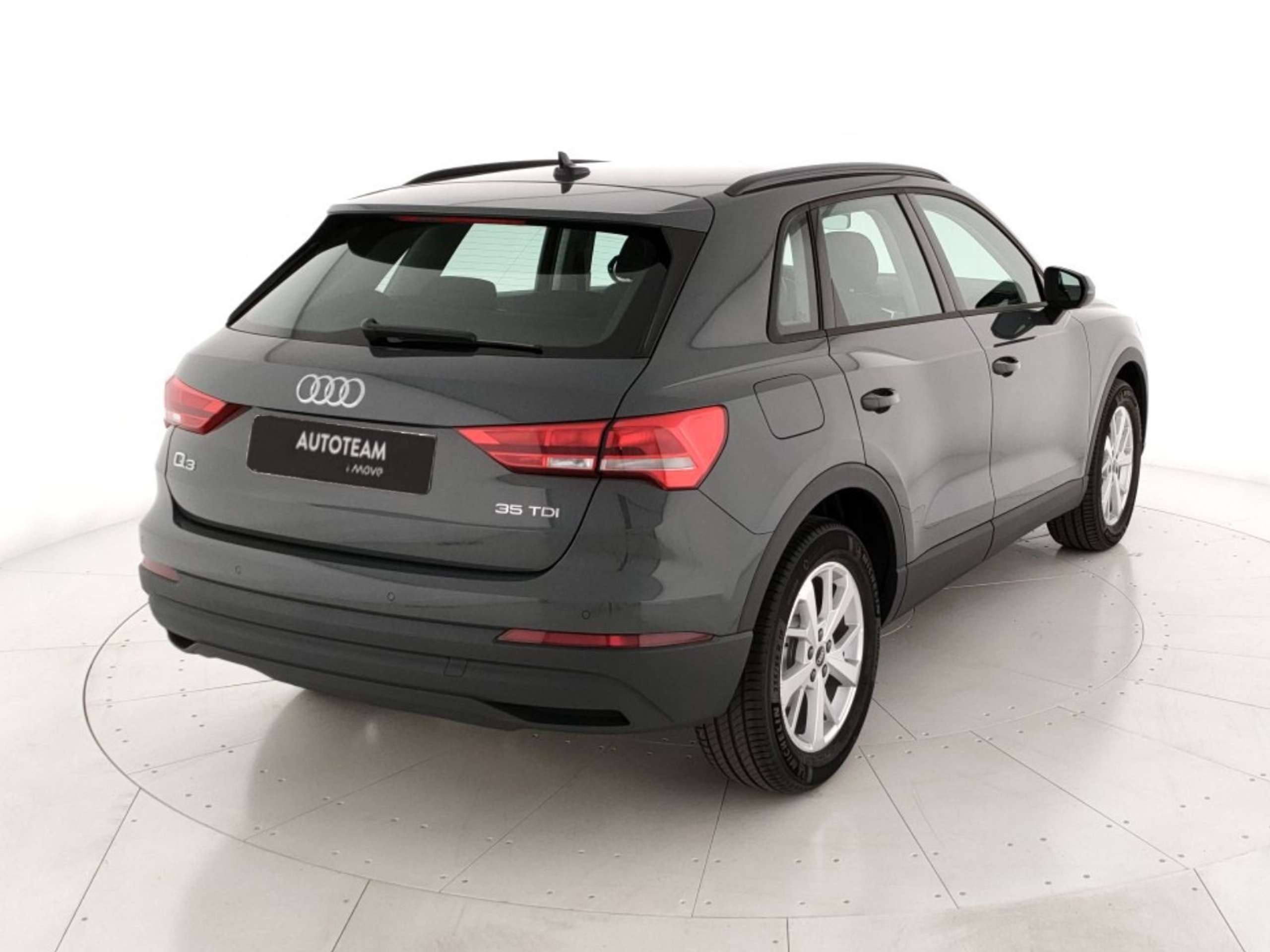 Audi - Q3