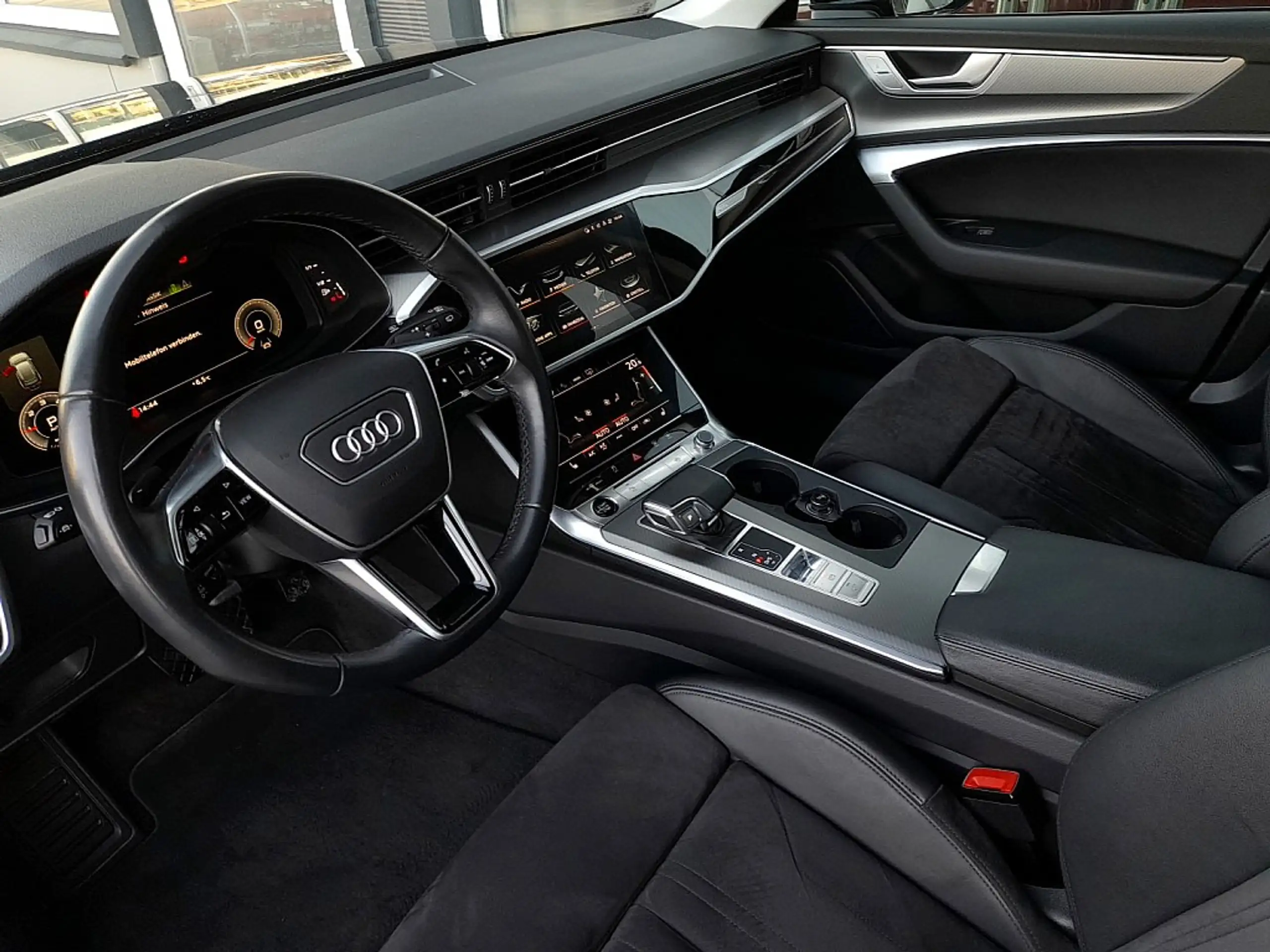 Audi - A6