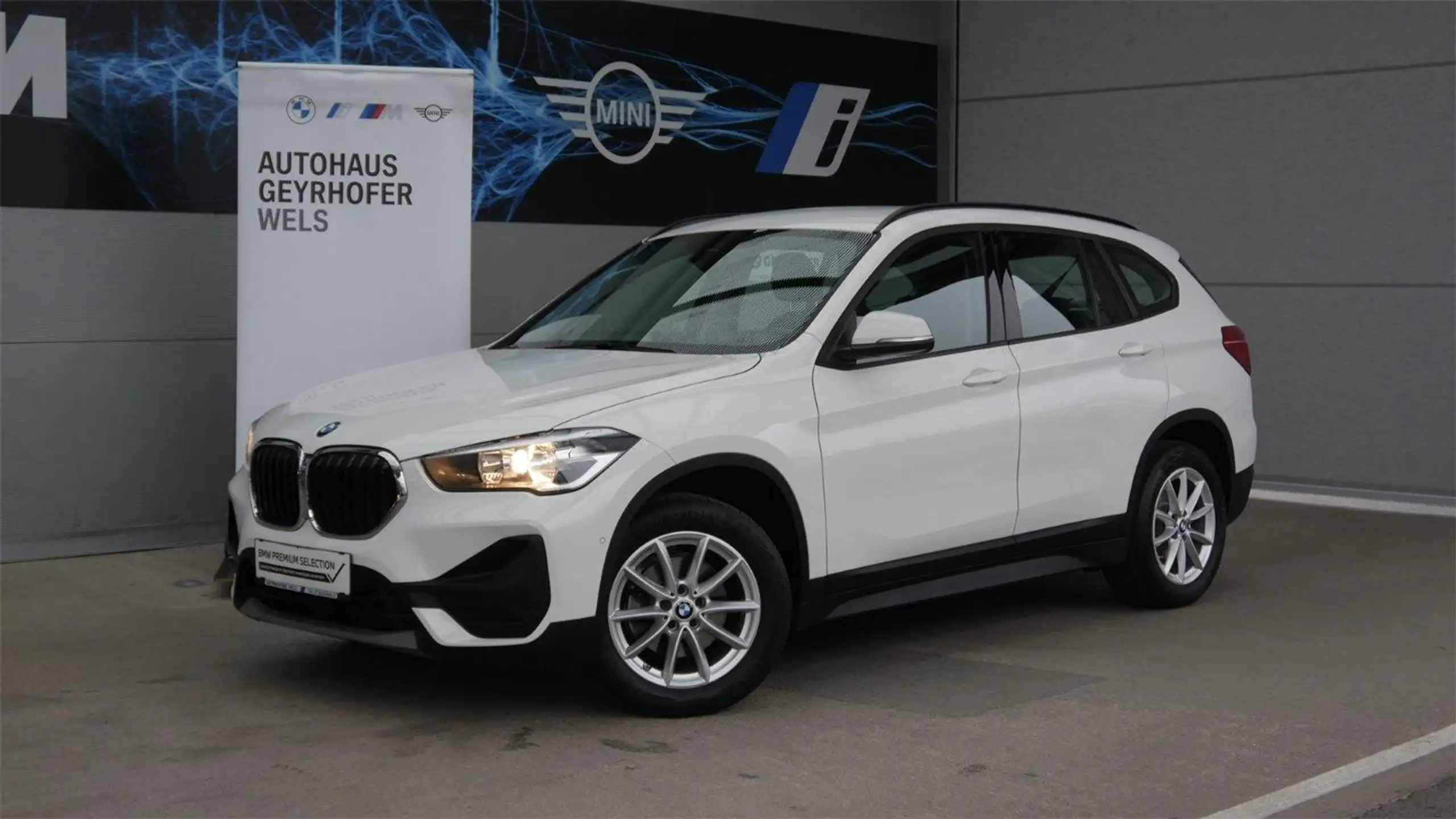 BMW - X1