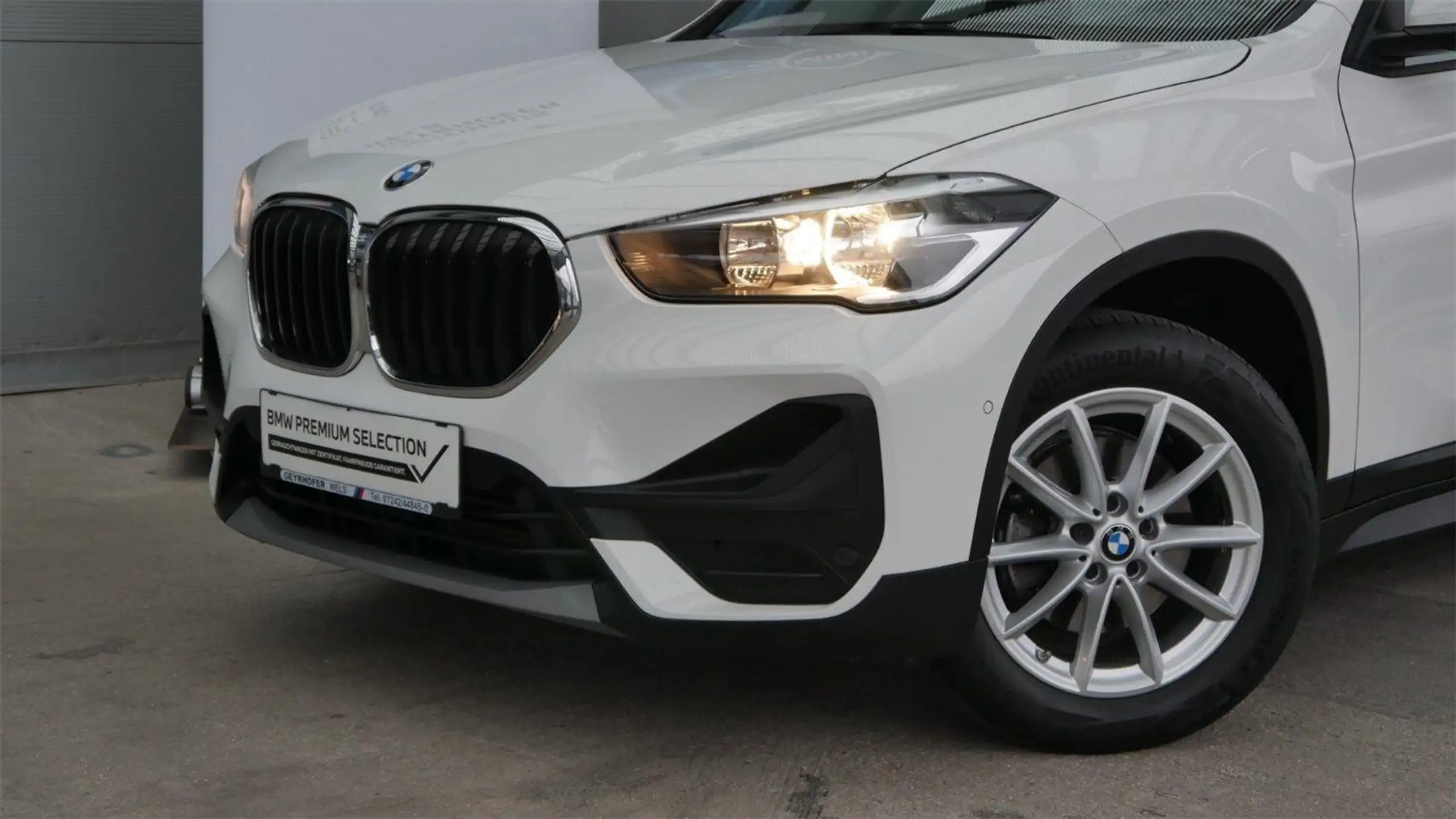 BMW - X1