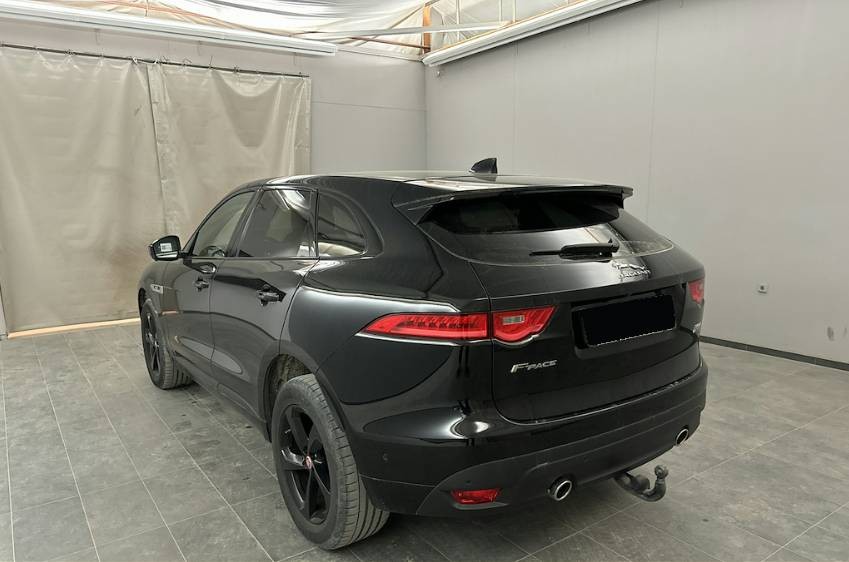 Jaguar - F-Pace