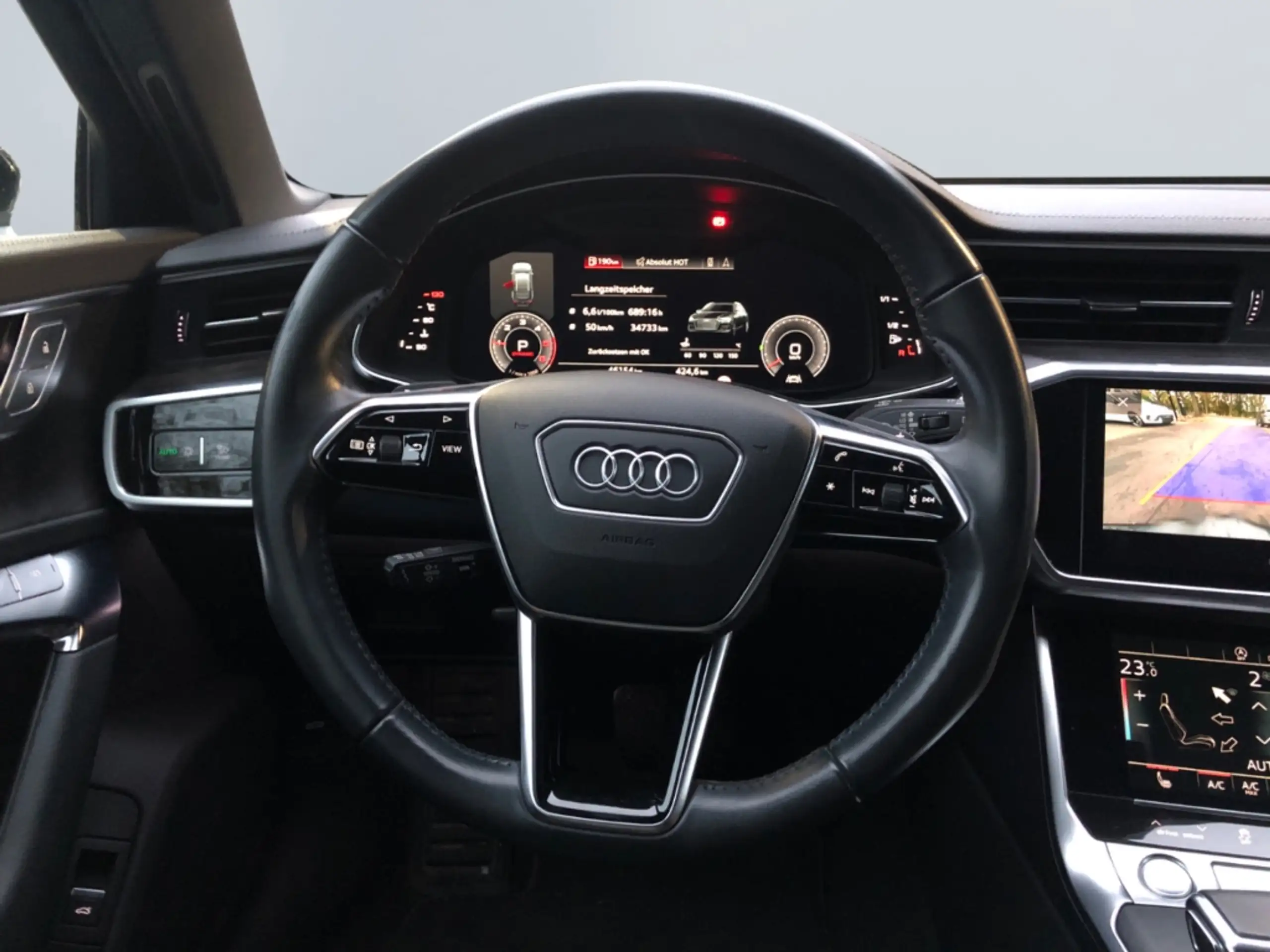 Audi - A6