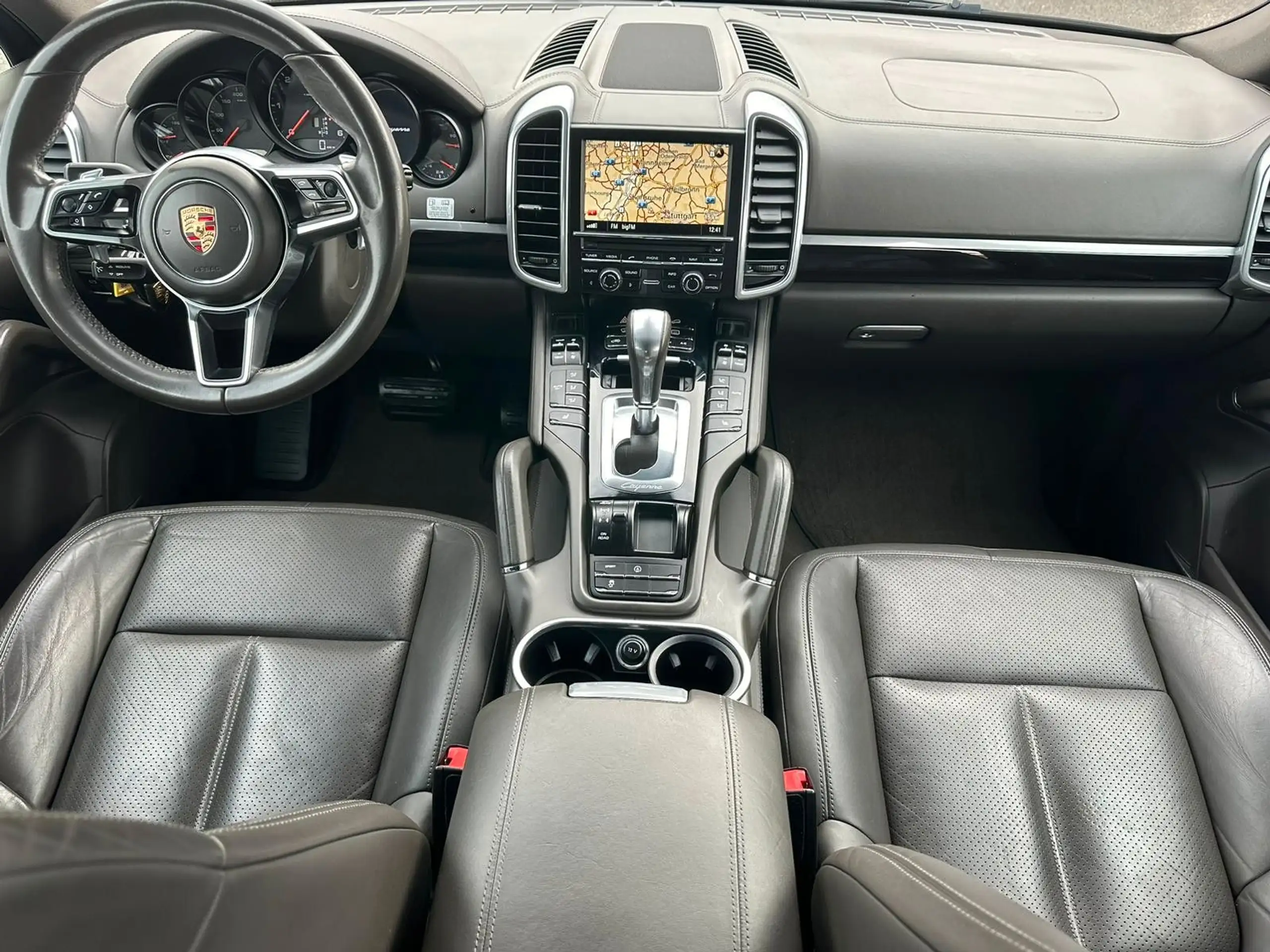 Porsche - Cayenne