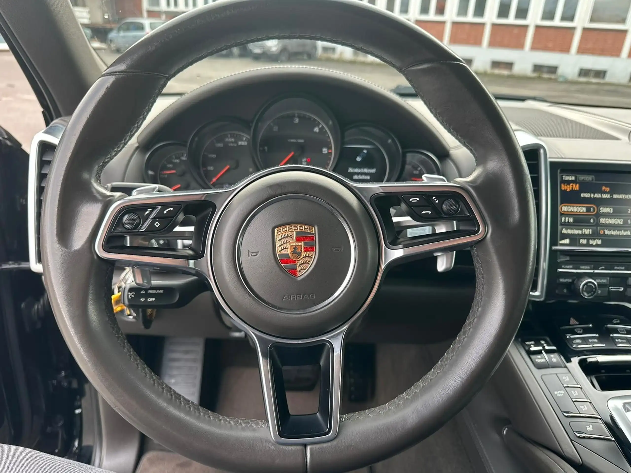 Porsche - Cayenne