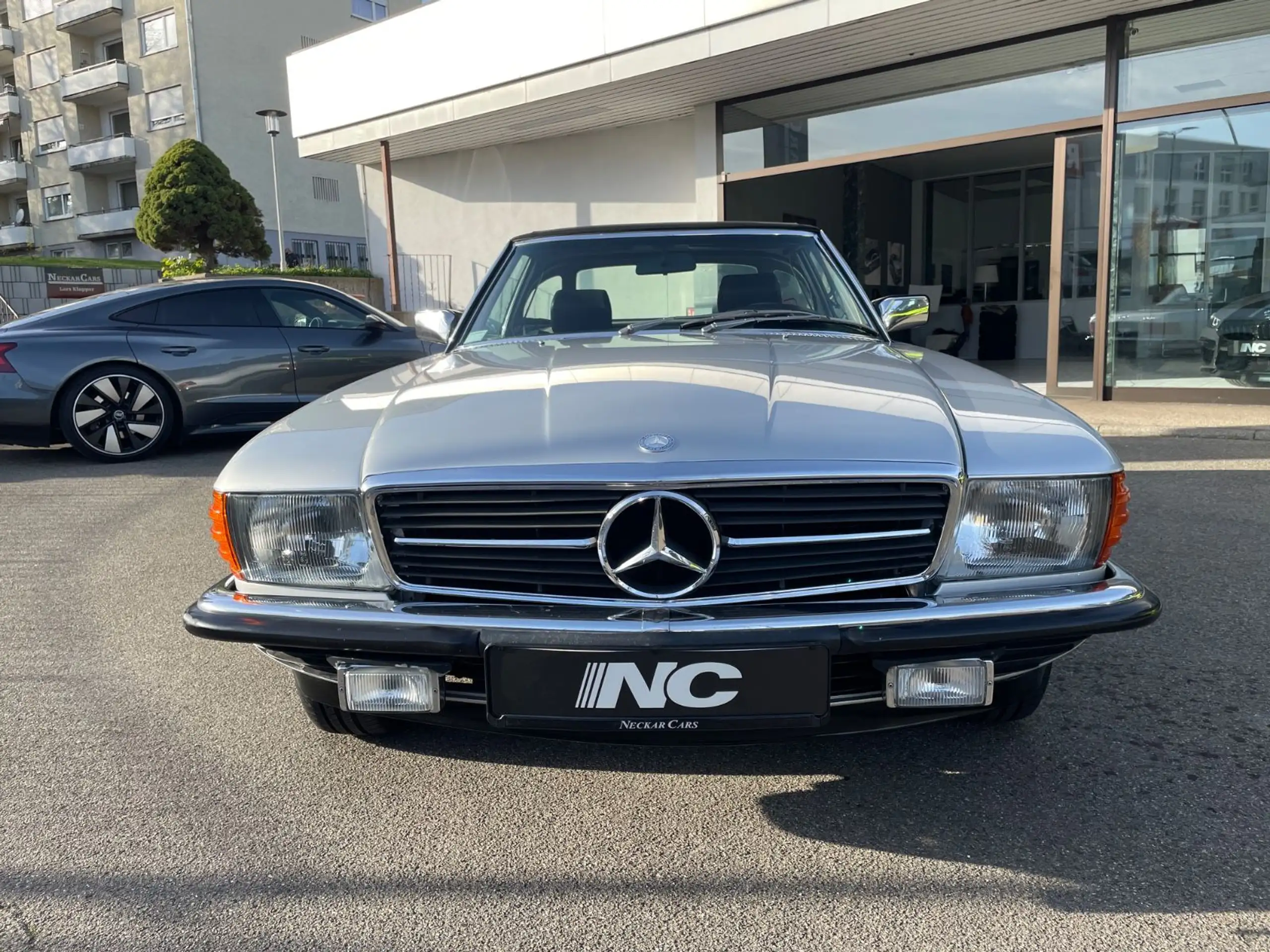 Mercedes-Benz - SL 280