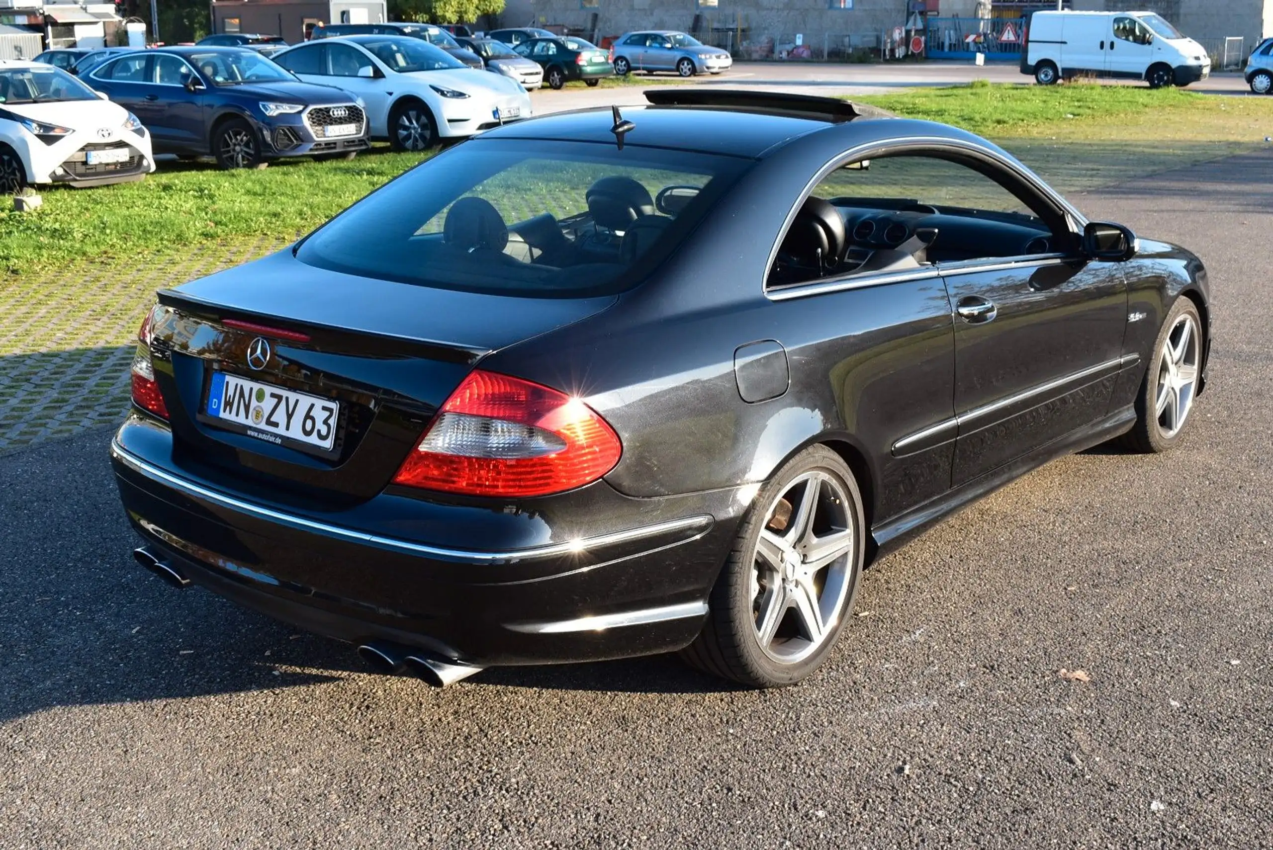 Mercedes-Benz - CLK 63 AMG