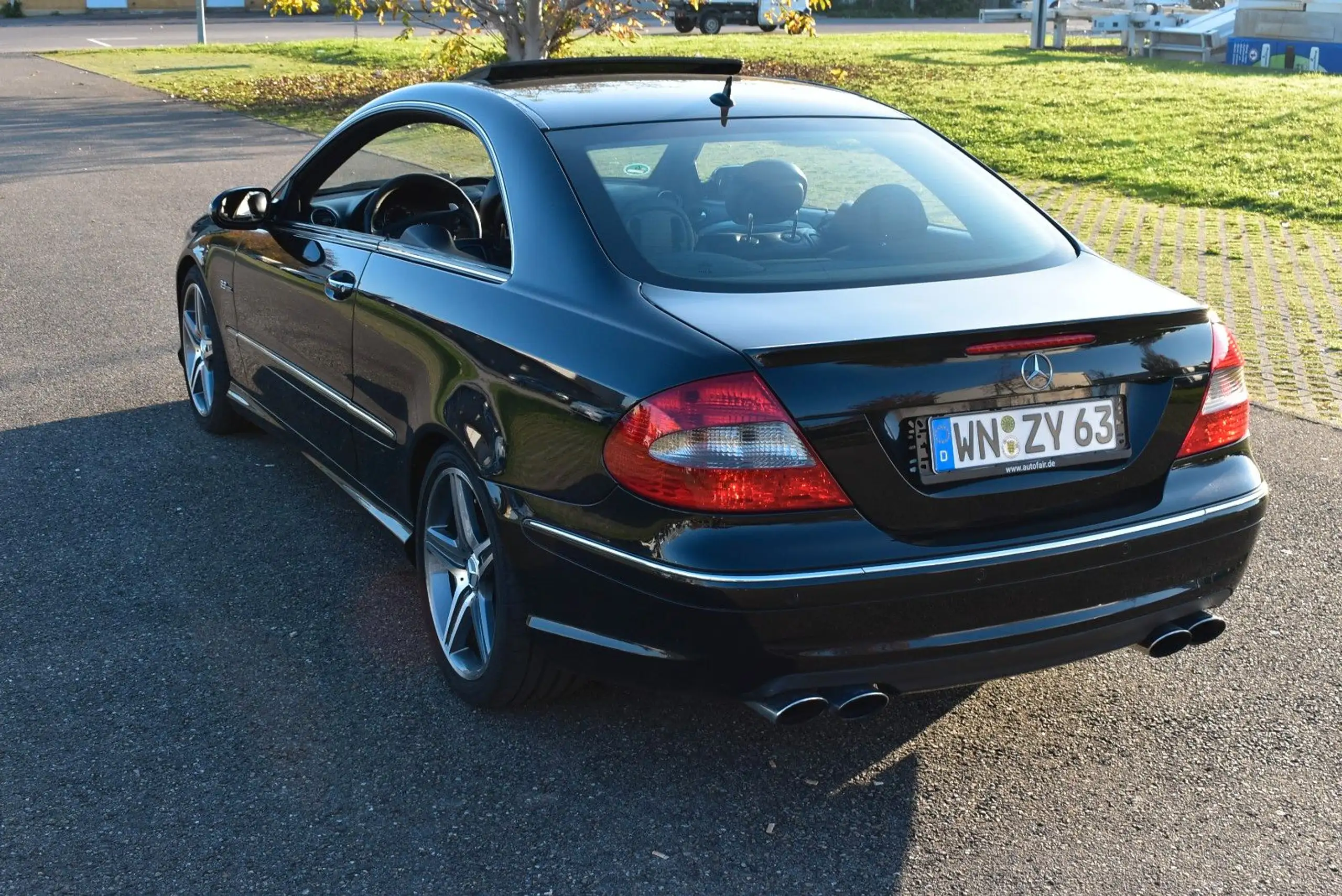 Mercedes-Benz - CLK 63 AMG