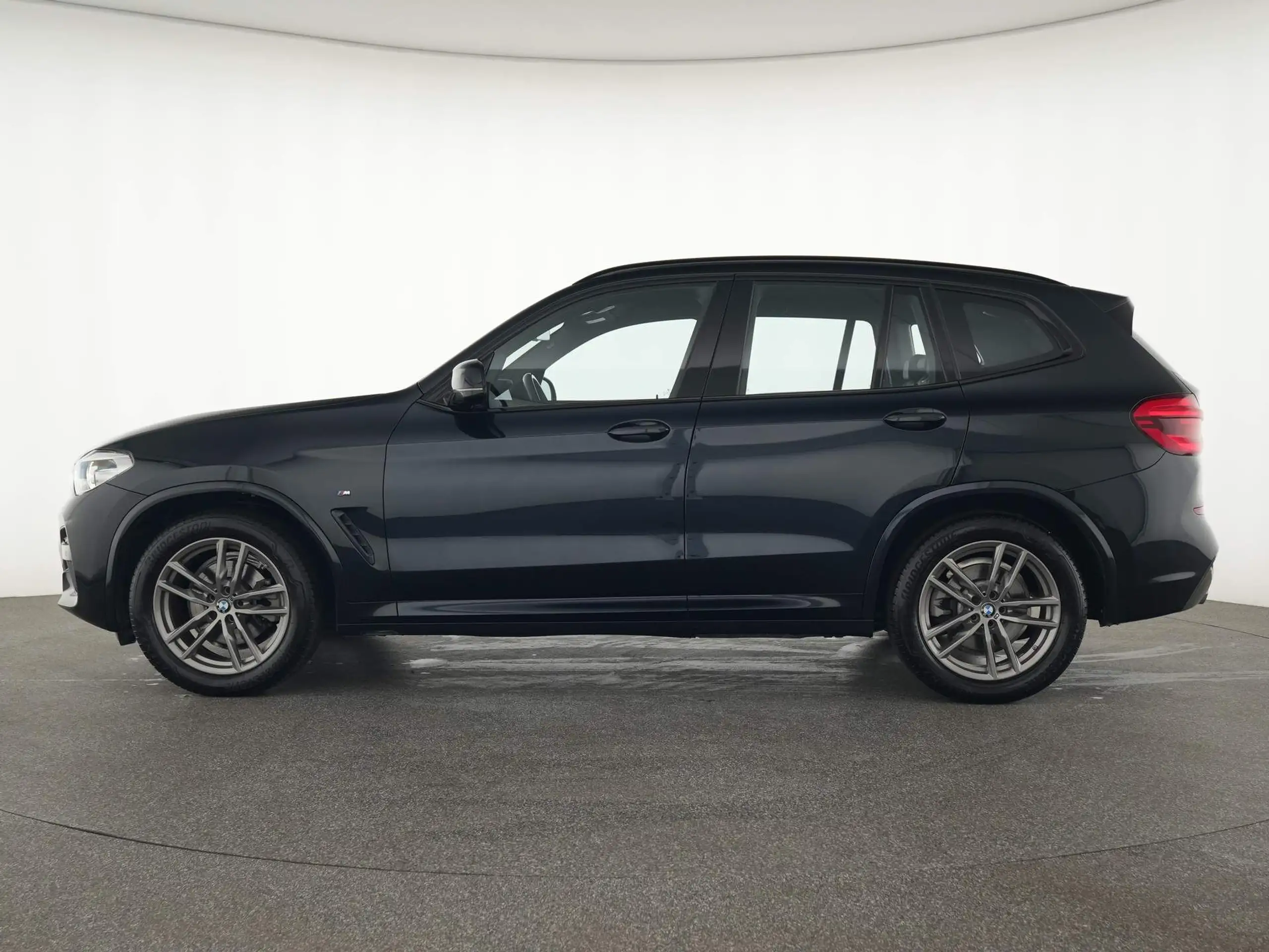 BMW - X3