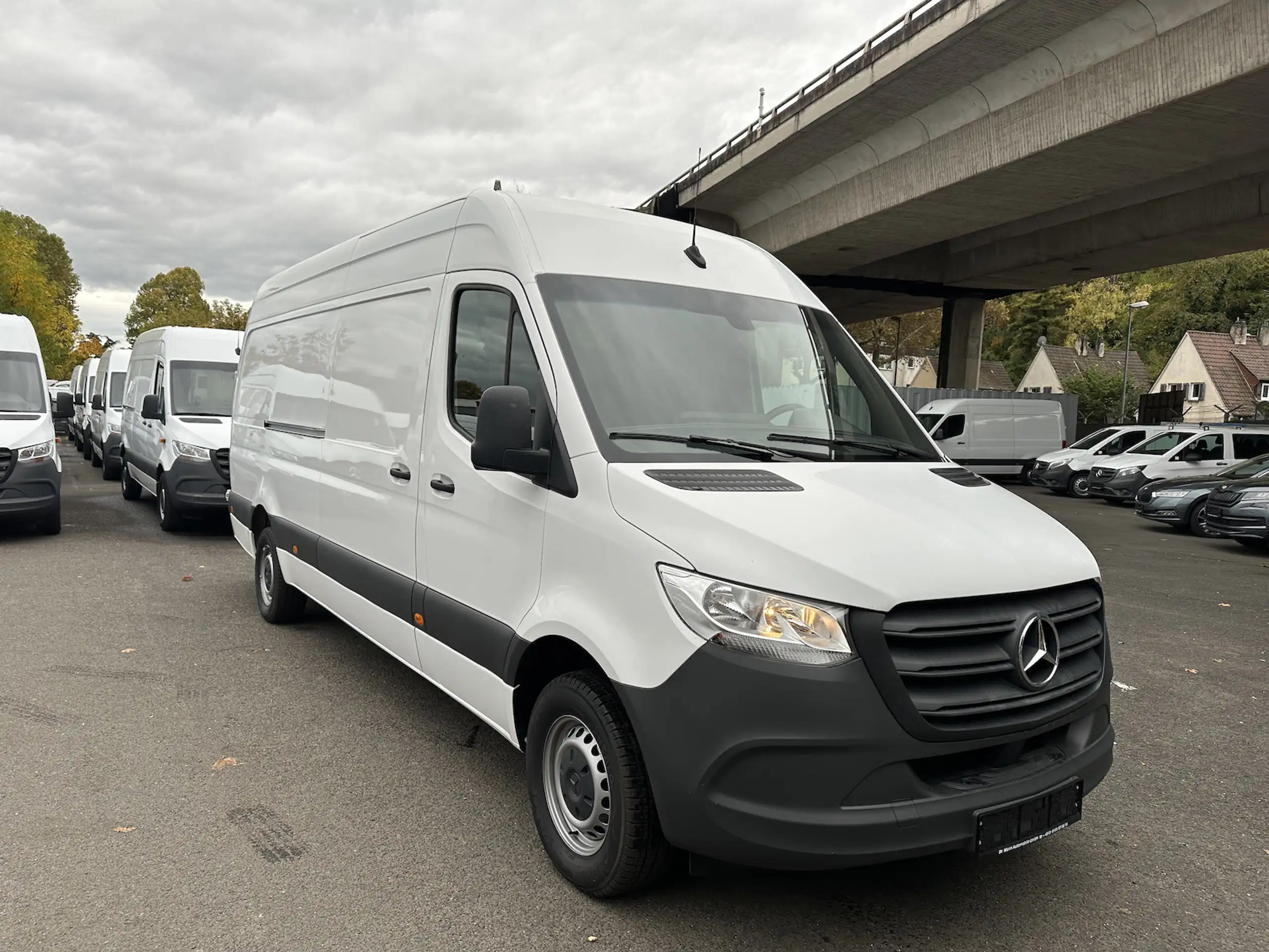 Mercedes-Benz - Sprinter