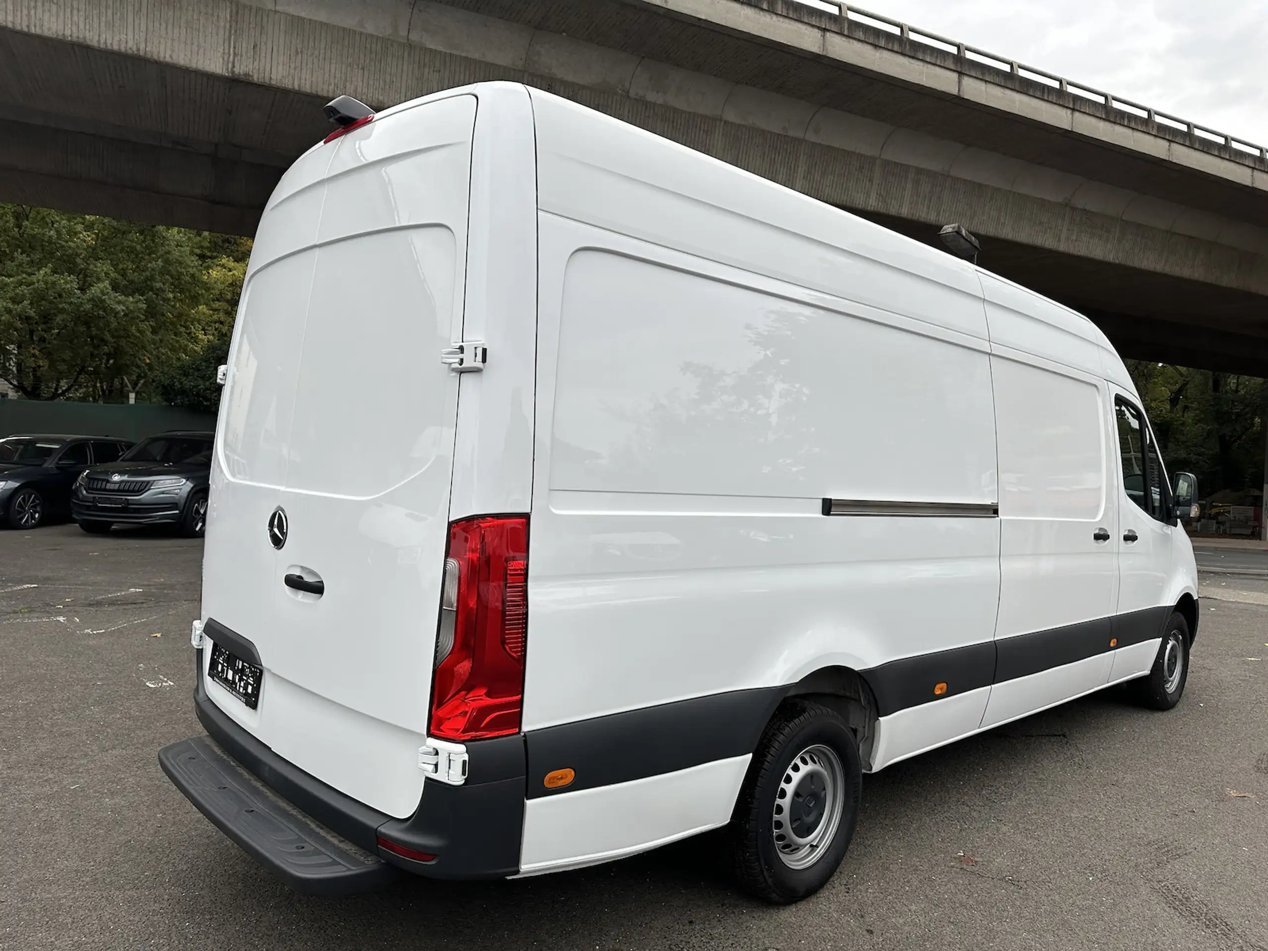 Mercedes-Benz - Sprinter