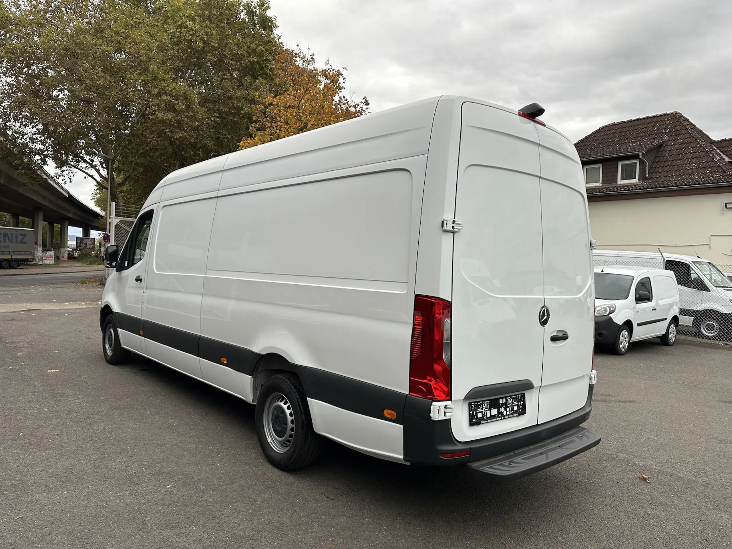 Mercedes-Benz - Sprinter