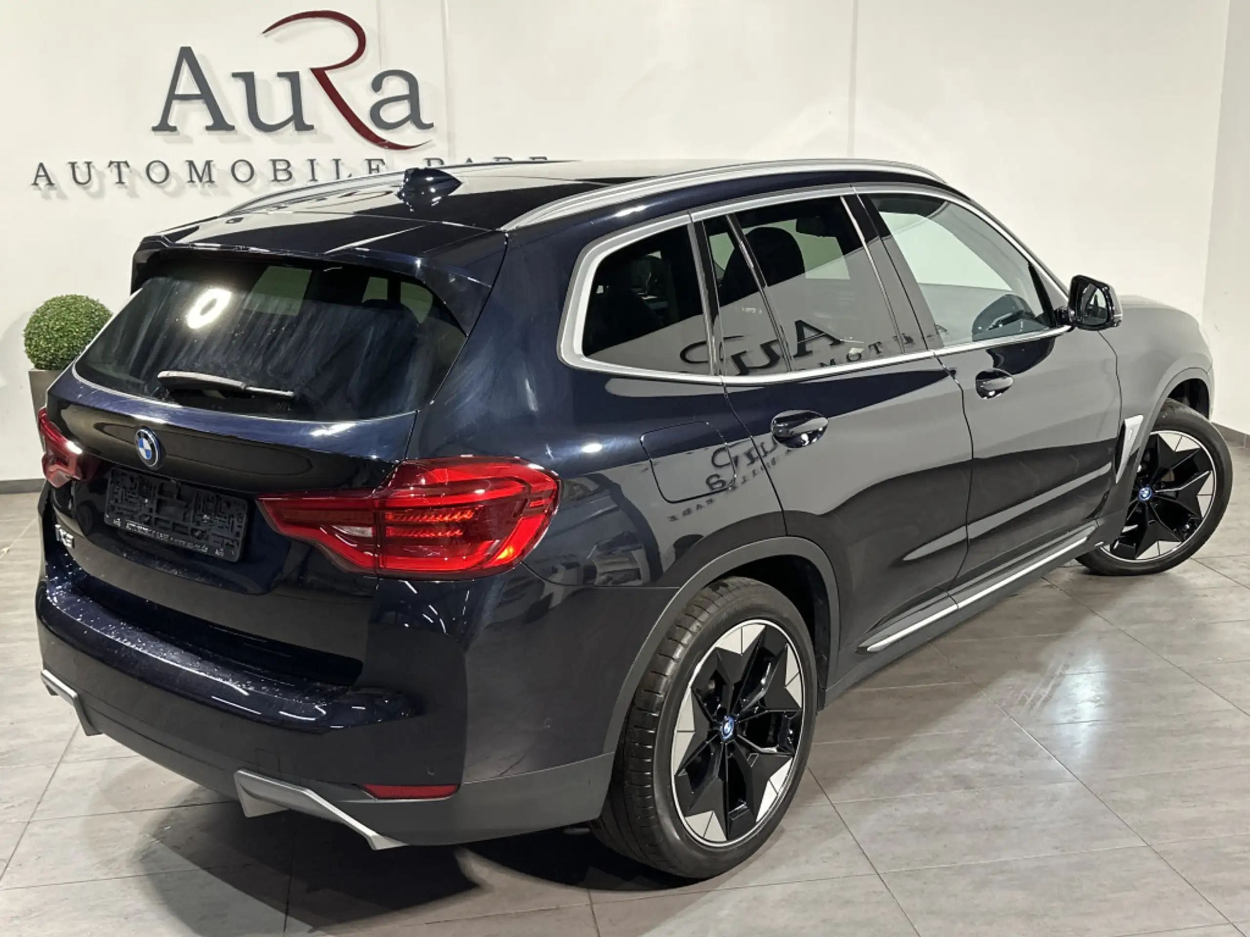 BMW - X3