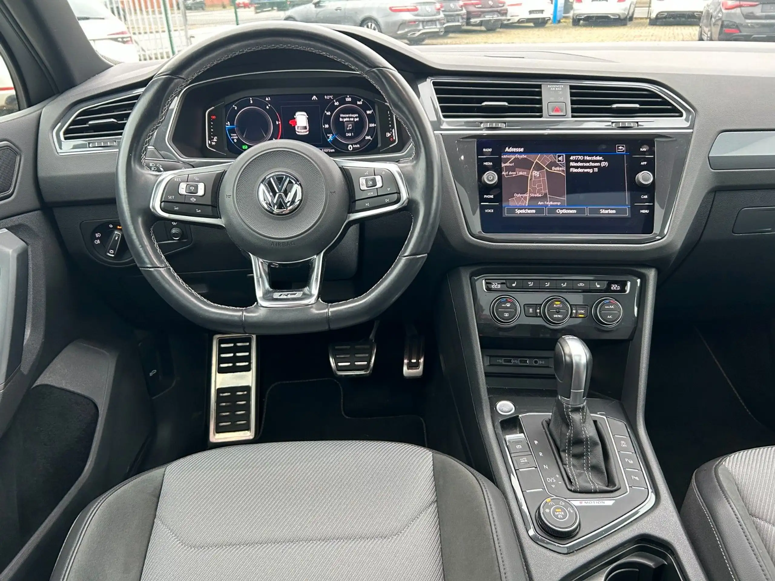 Volkswagen - Tiguan