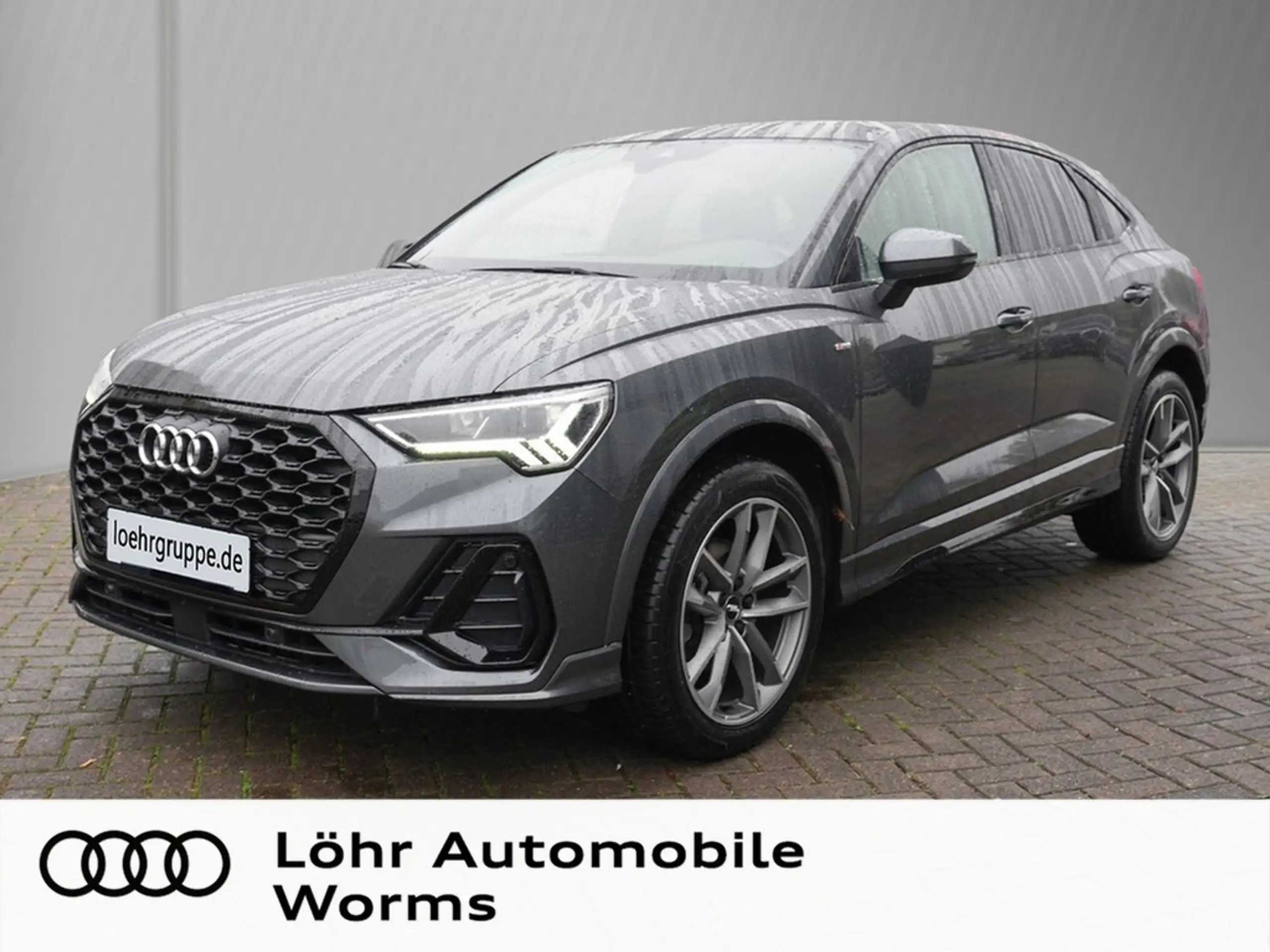 Audi - Q3