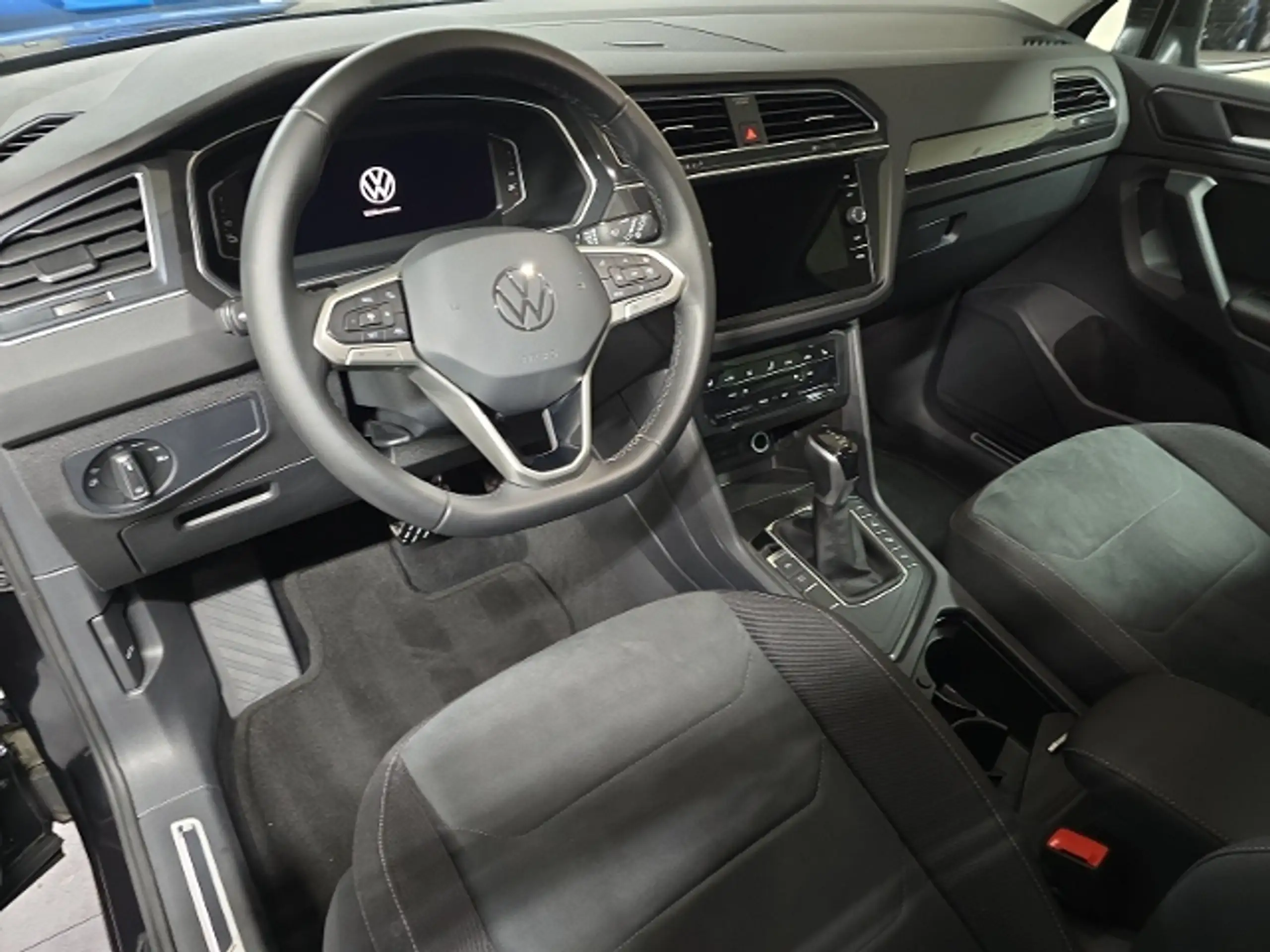 Volkswagen - Tiguan