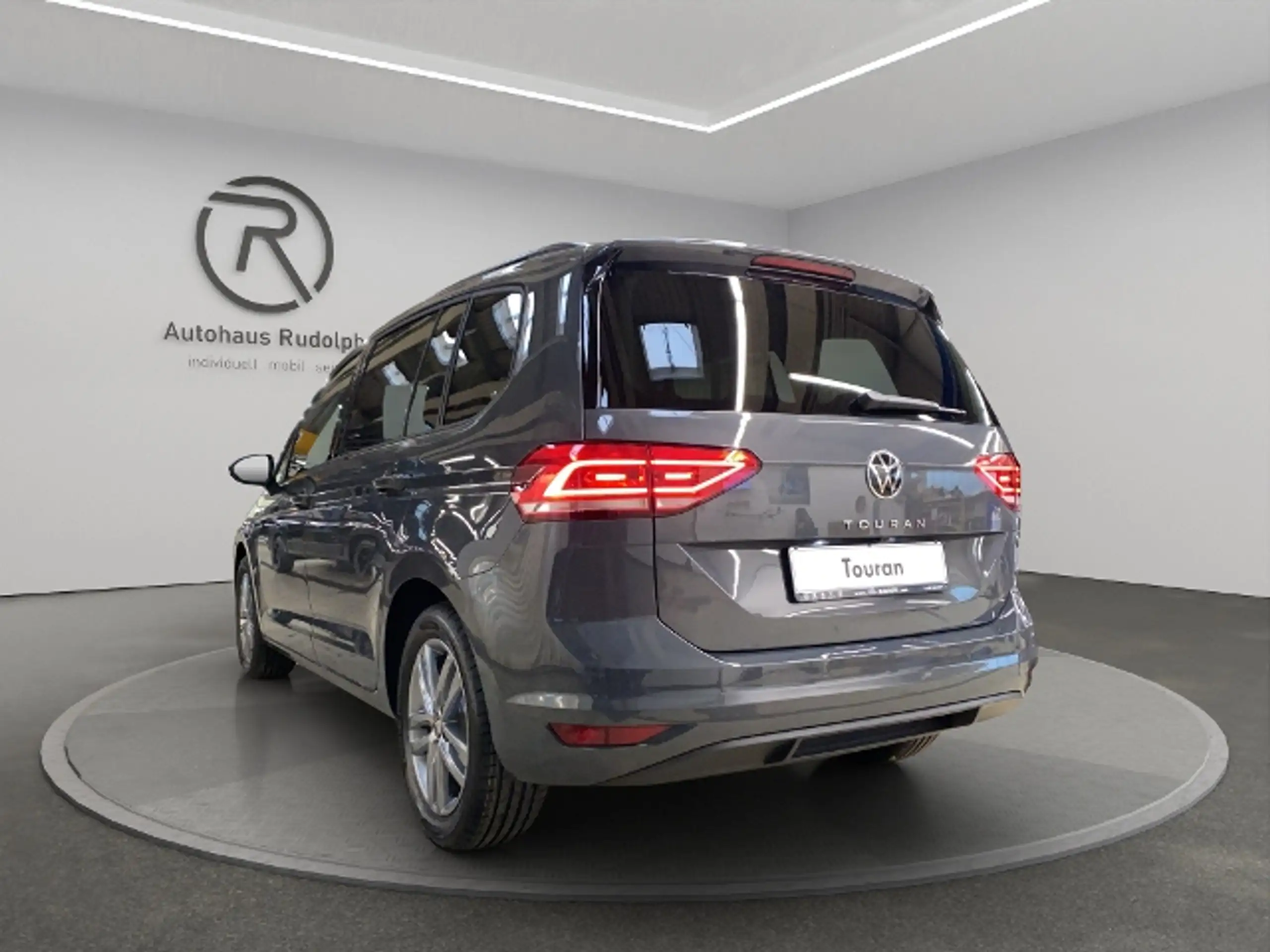 Volkswagen - Touran