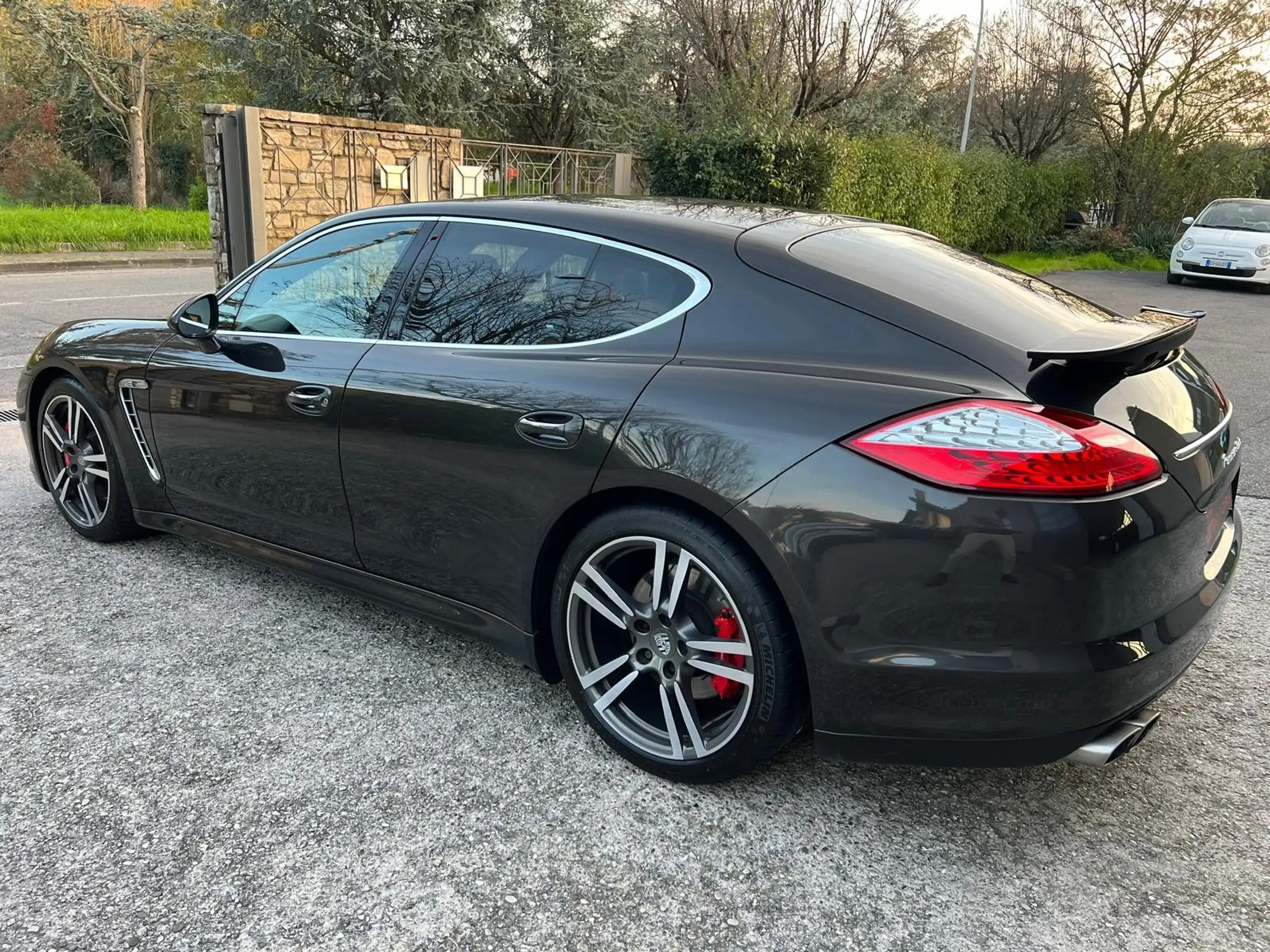 Porsche - Panamera