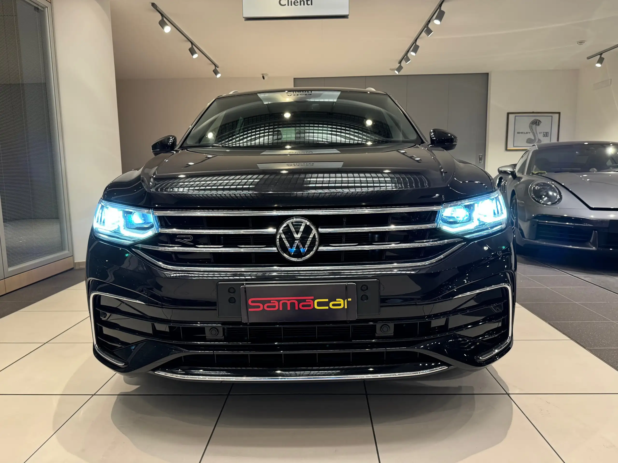 Volkswagen - Tiguan