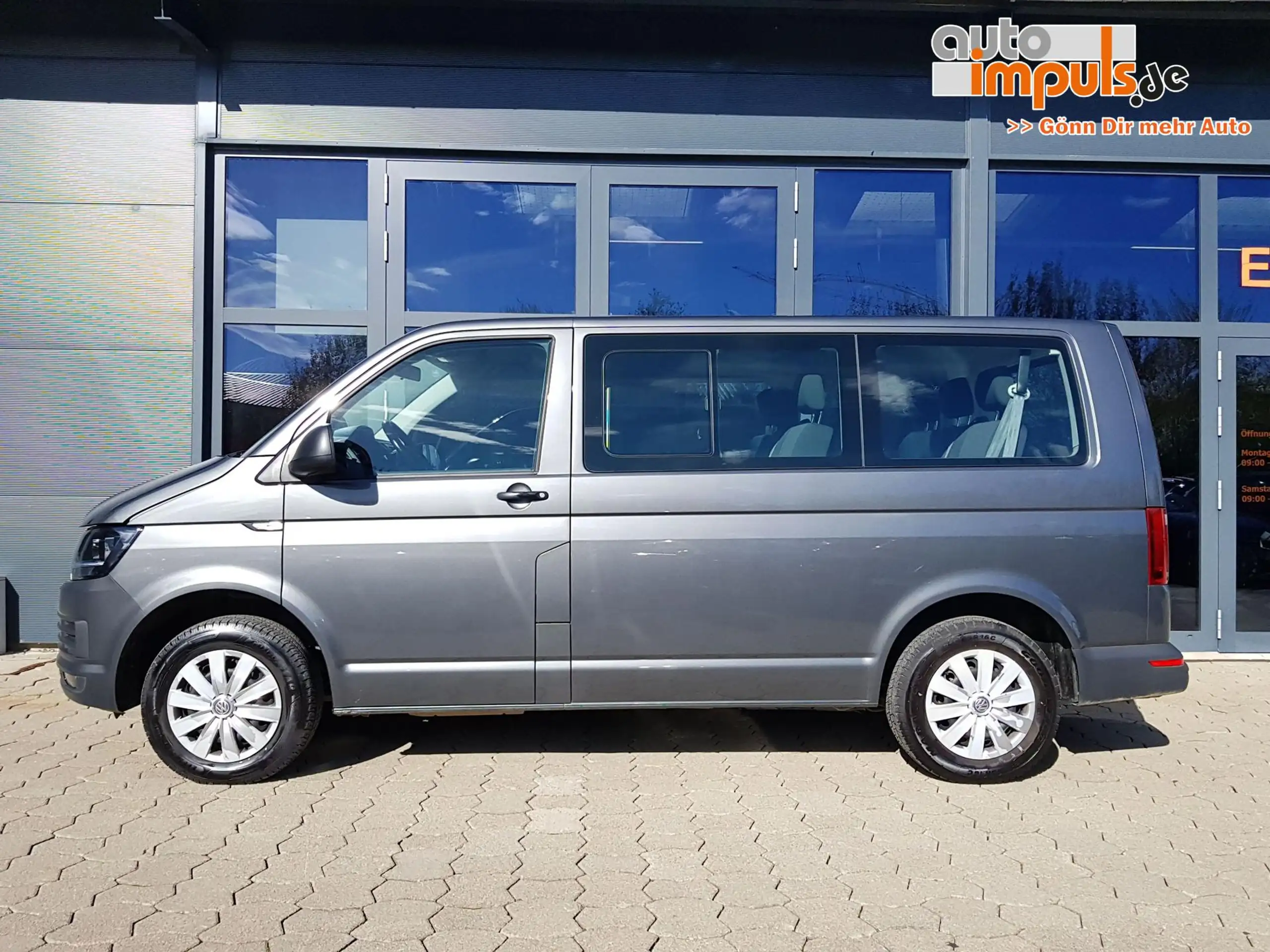 Volkswagen - T5 Caravelle