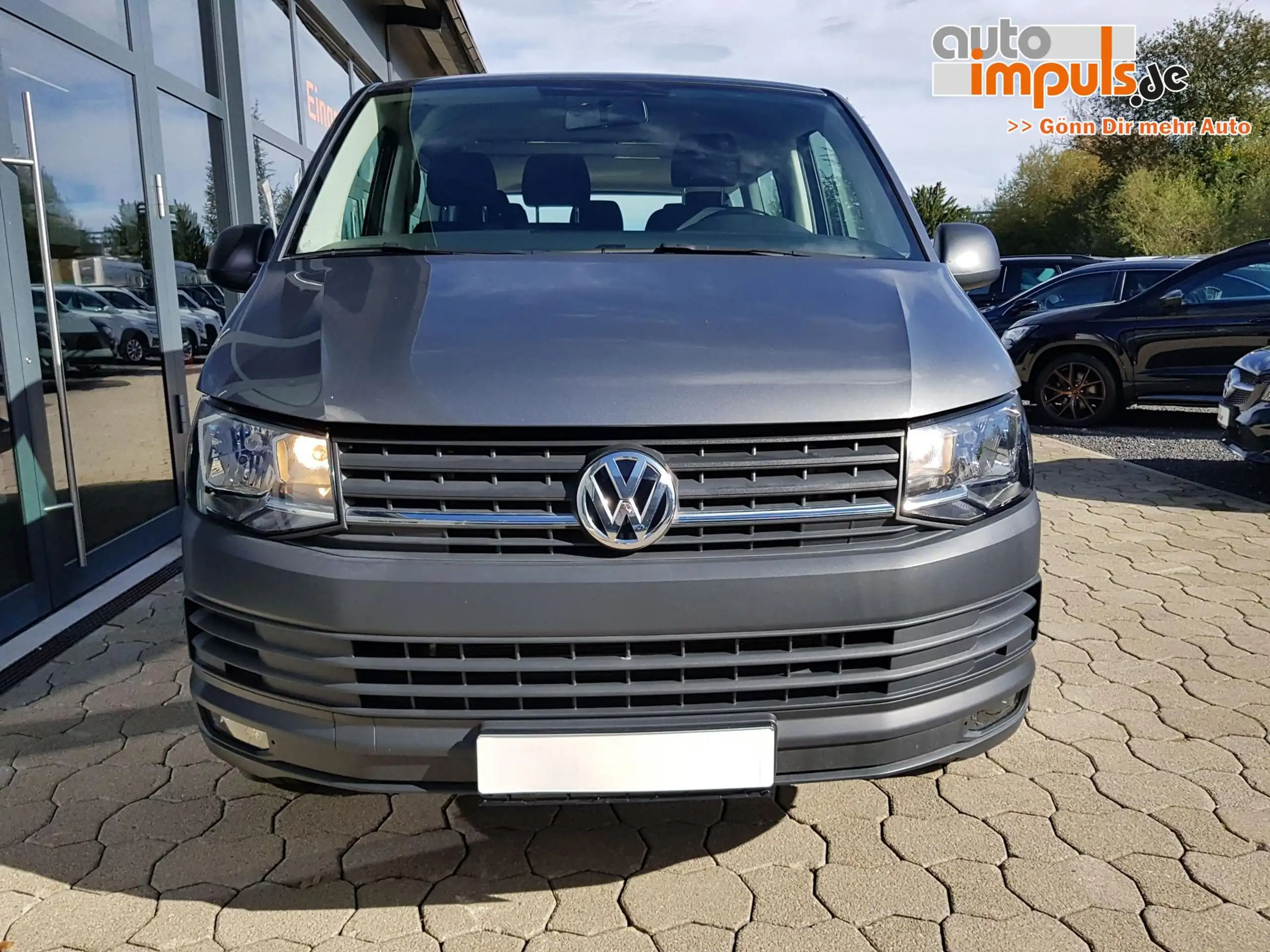 Volkswagen - T5 Caravelle