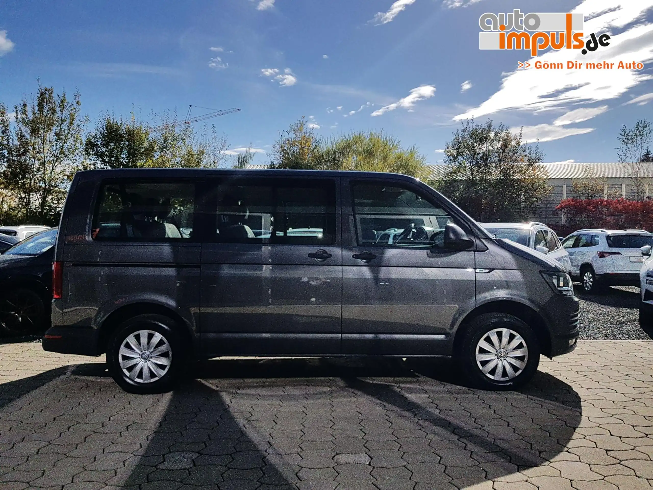 Volkswagen - T5 Caravelle