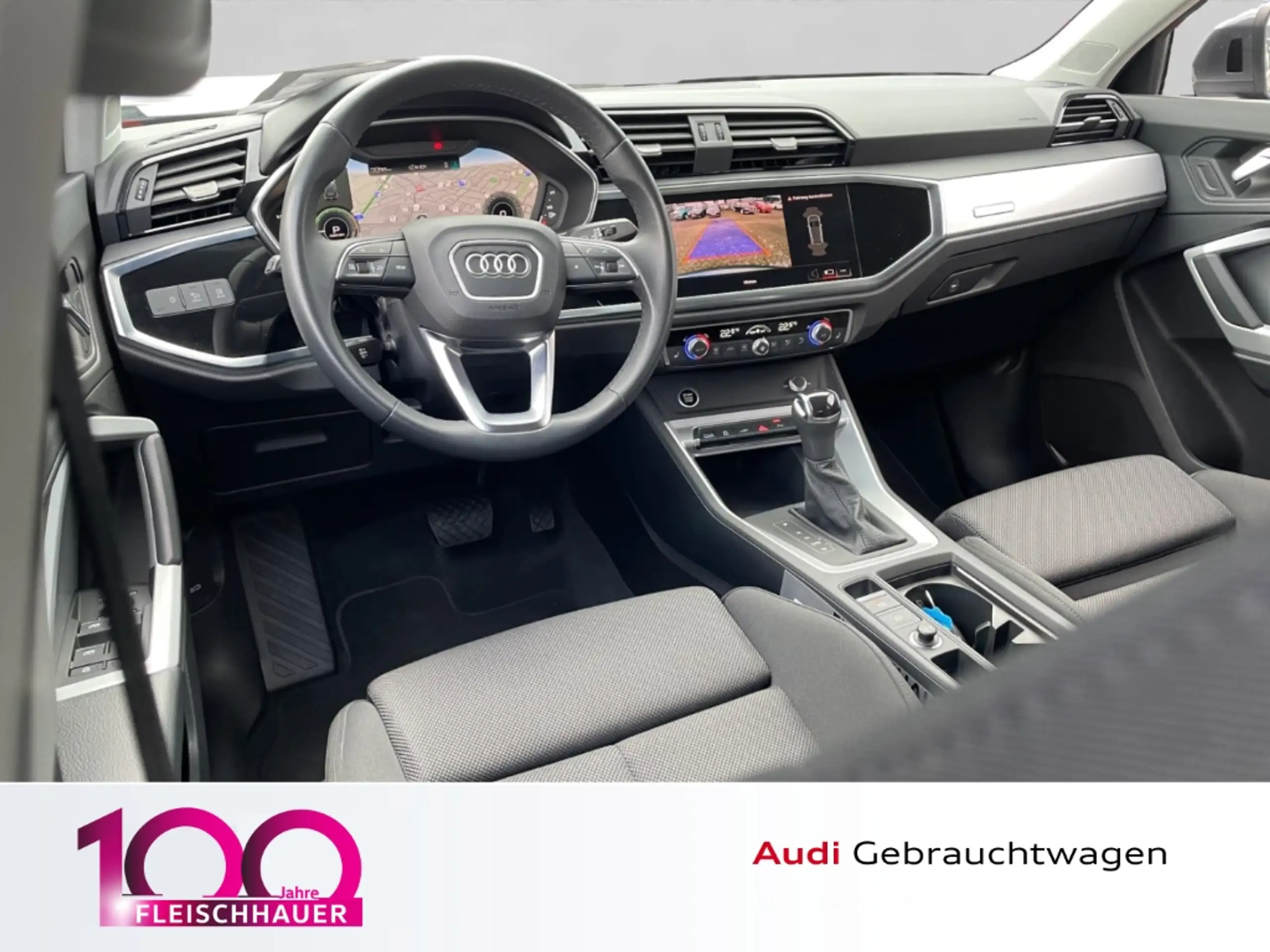 Audi - Q3