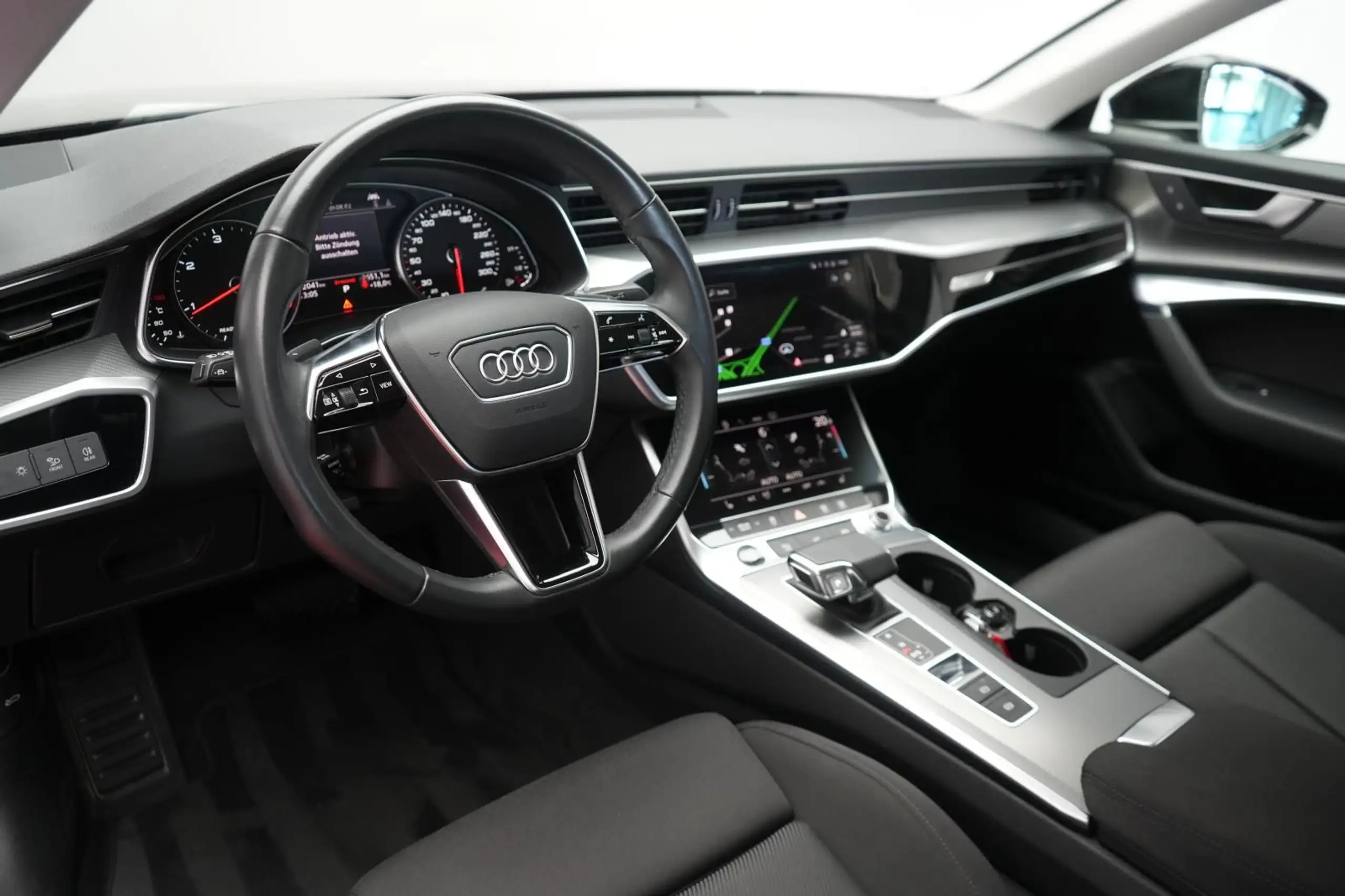 Audi - A6