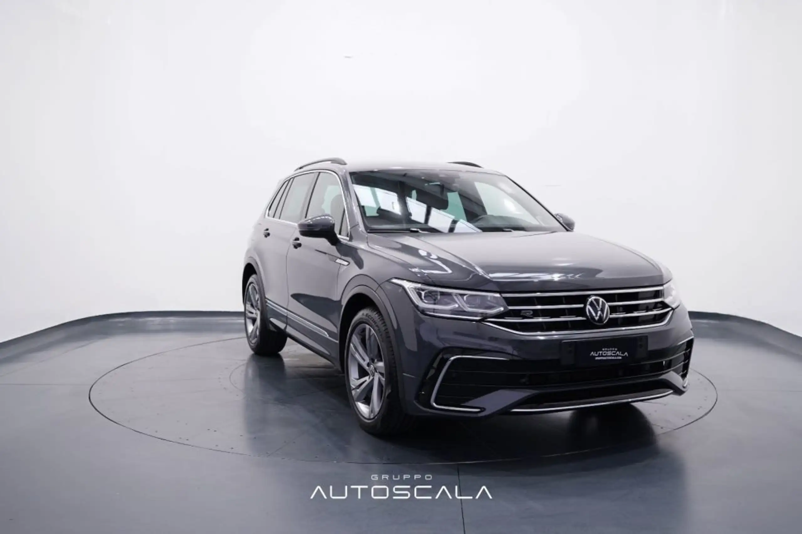 Volkswagen - Tiguan