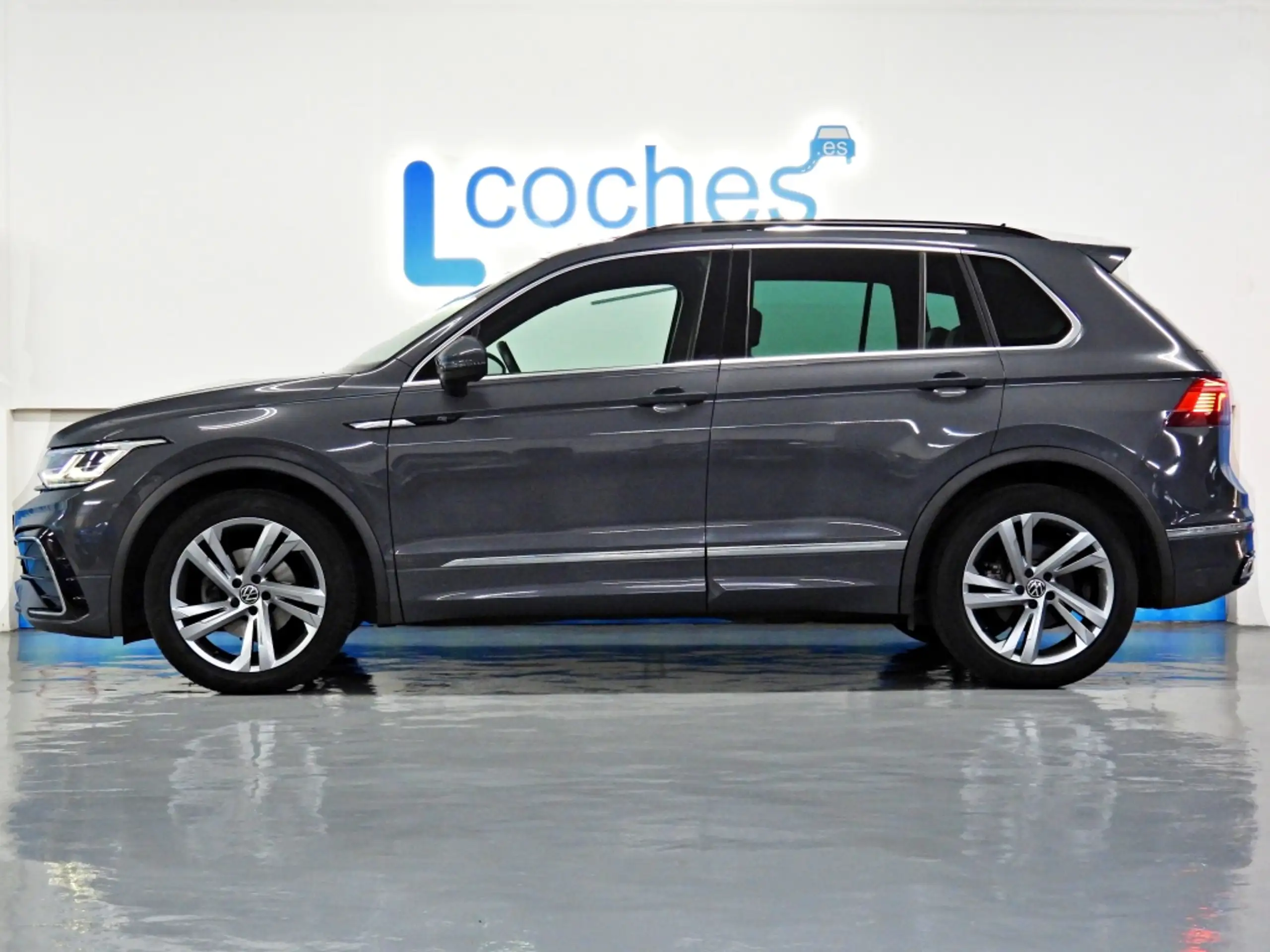 Volkswagen - Tiguan