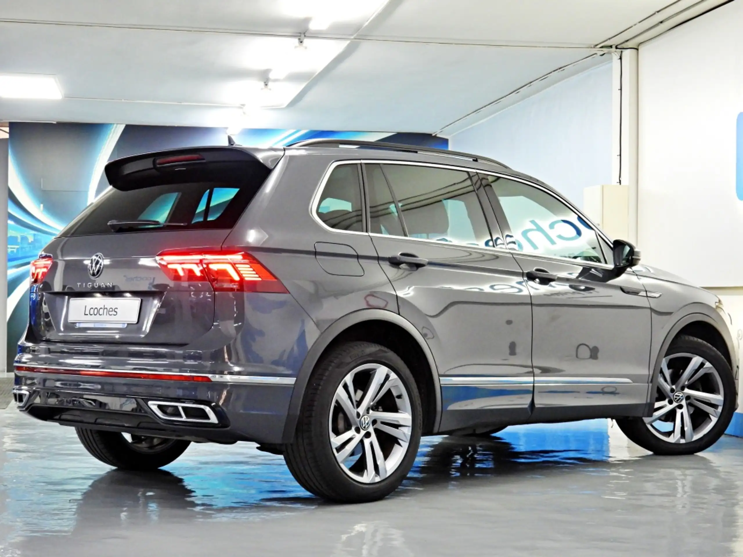 Volkswagen - Tiguan