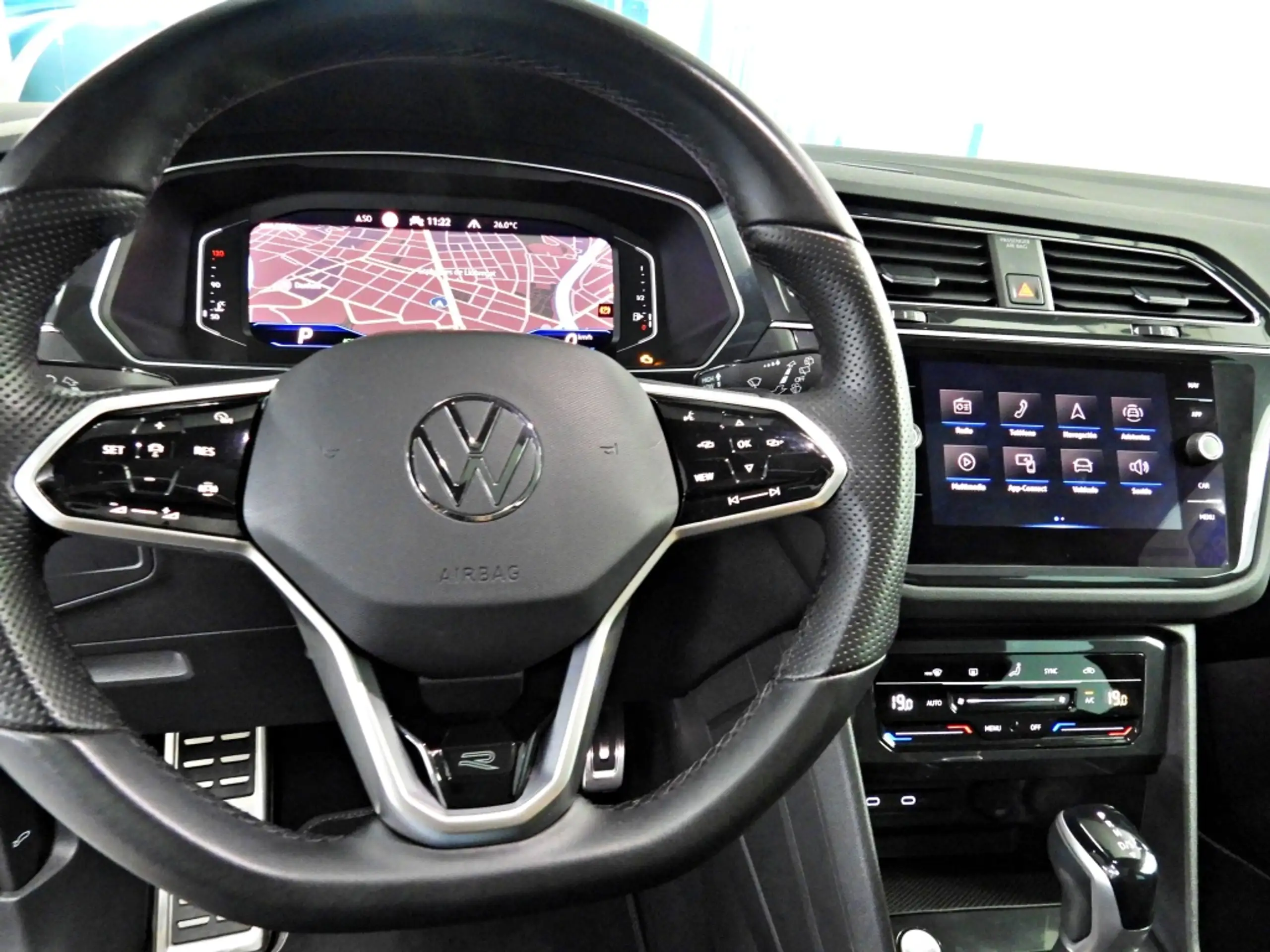 Volkswagen - Tiguan