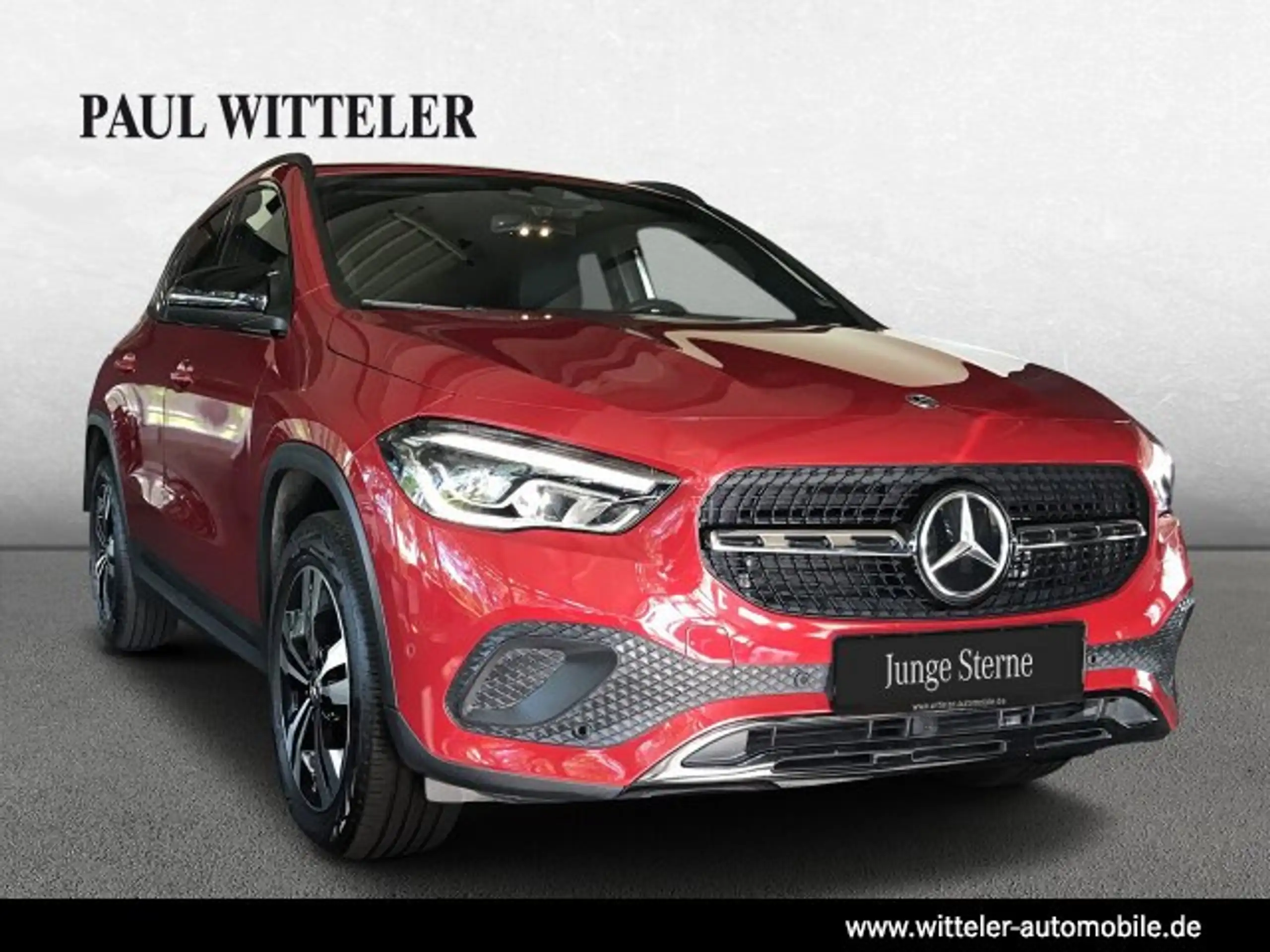 Mercedes-Benz - GLA 220