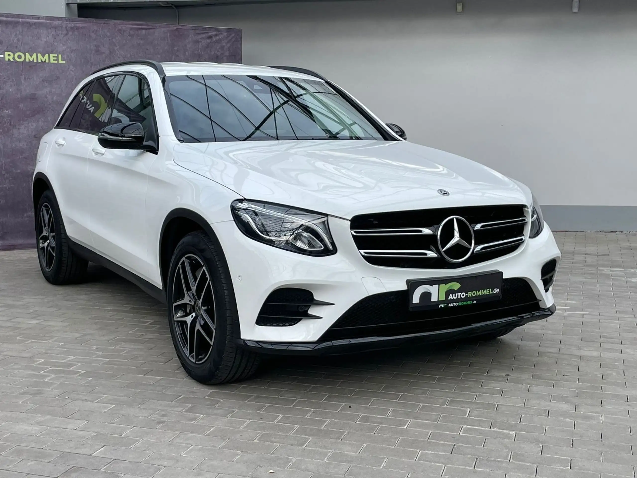 Mercedes-Benz - GLC 250