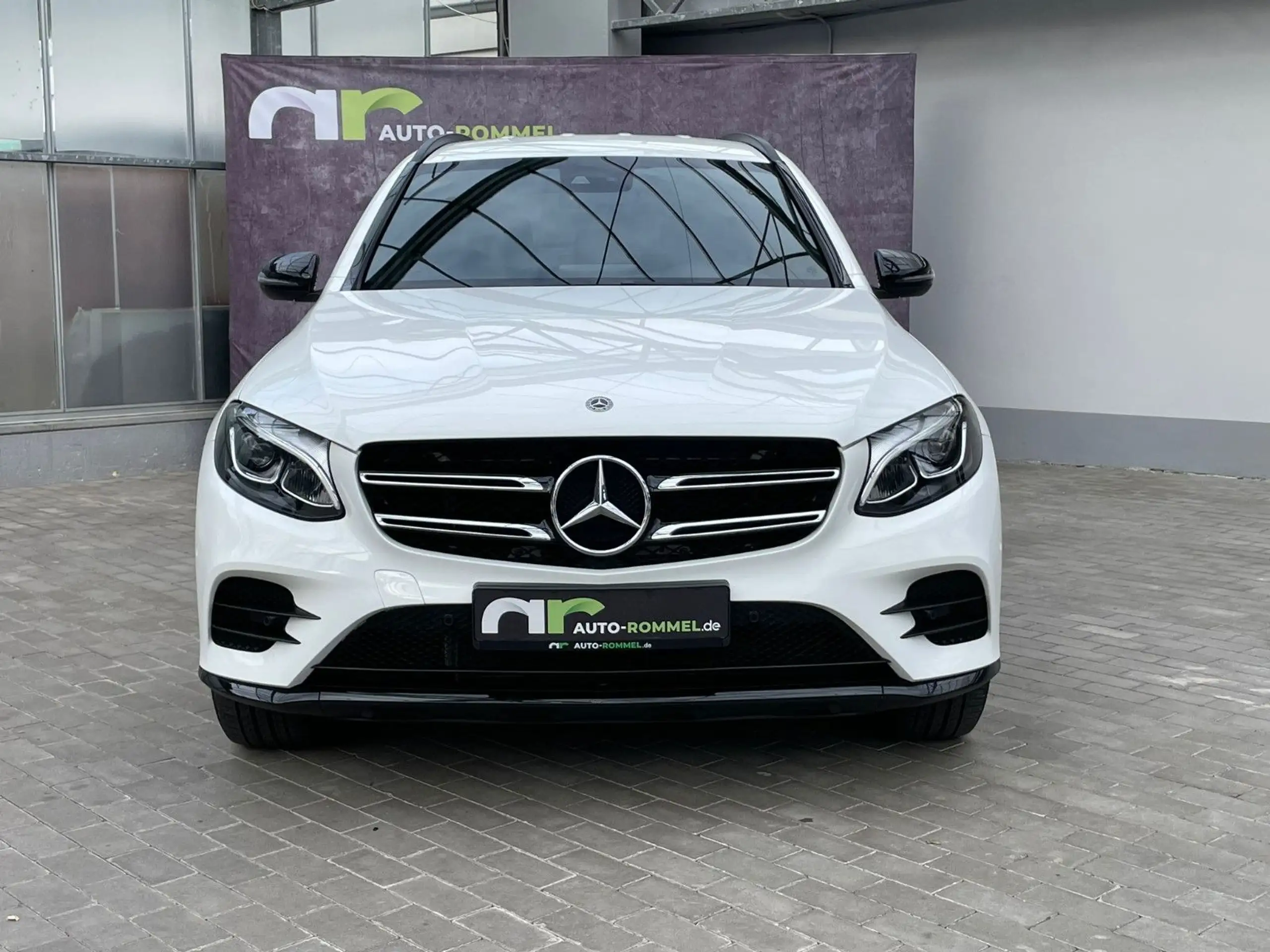 Mercedes-Benz - GLC 250