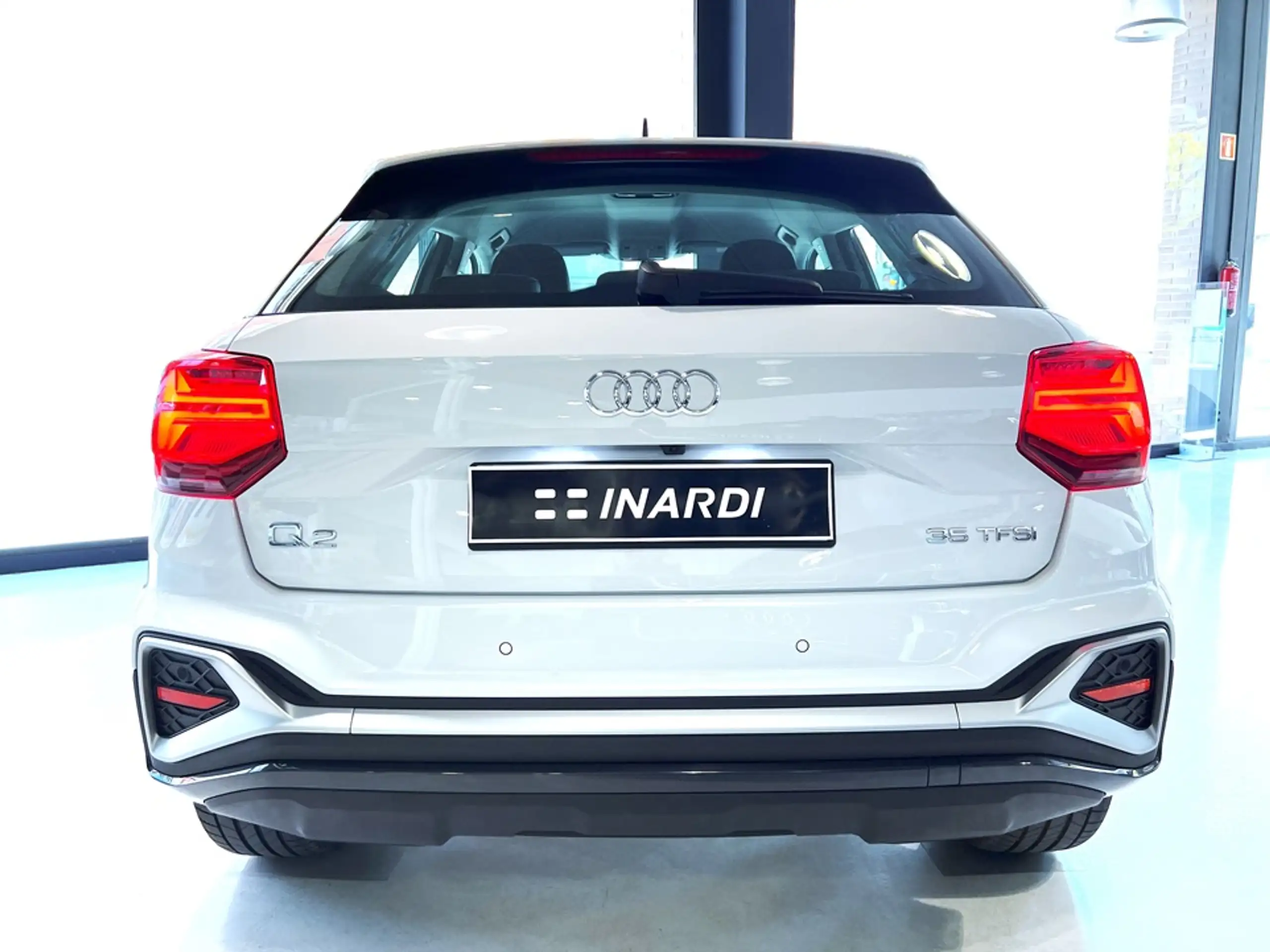 Audi - Q2