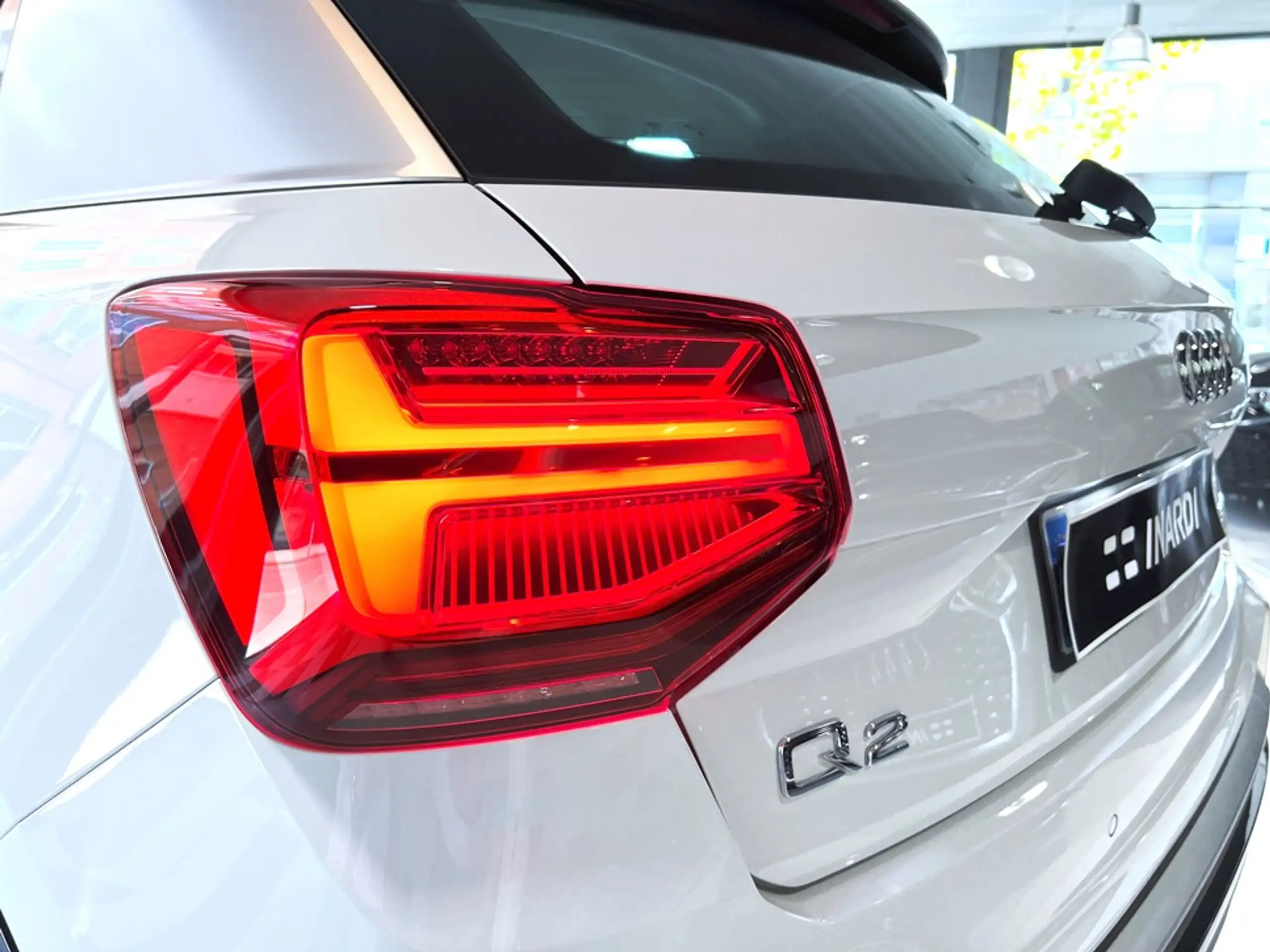 Audi - Q2