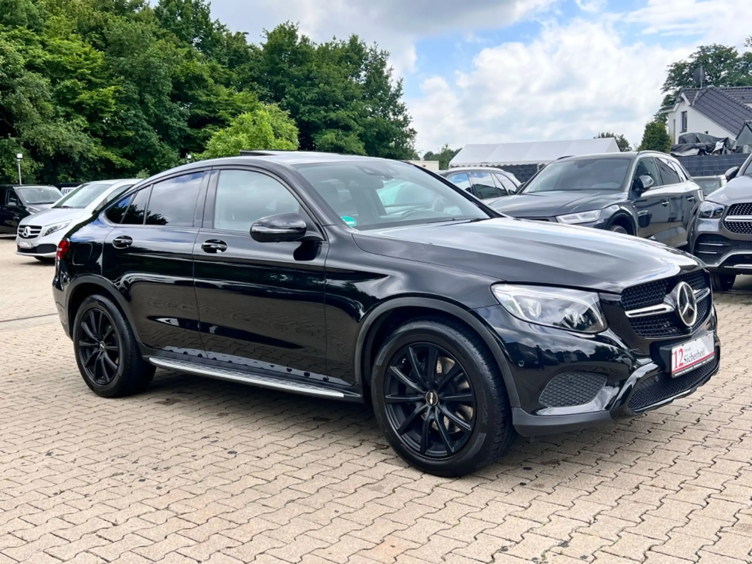 Mercedes-Benz - GLC 250