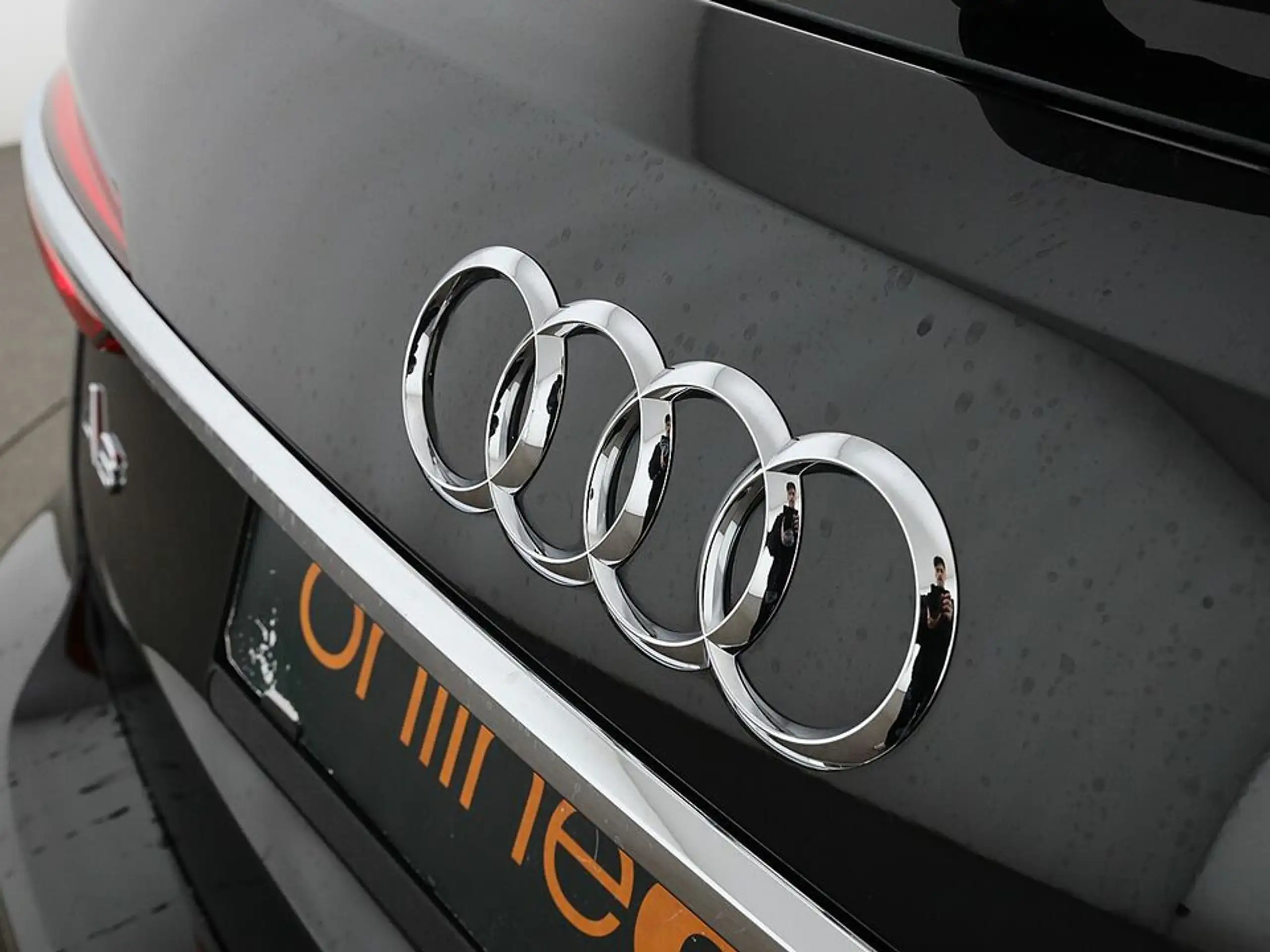 Audi - A6