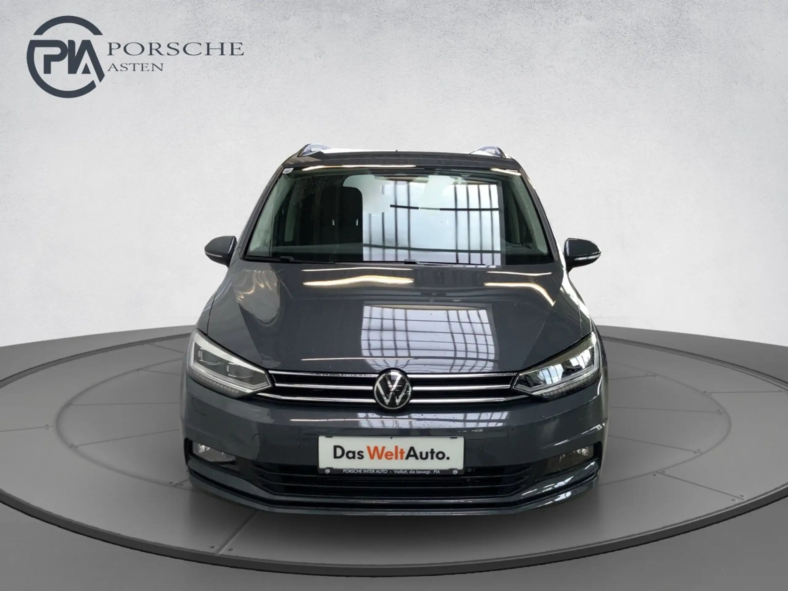 Volkswagen - Touran