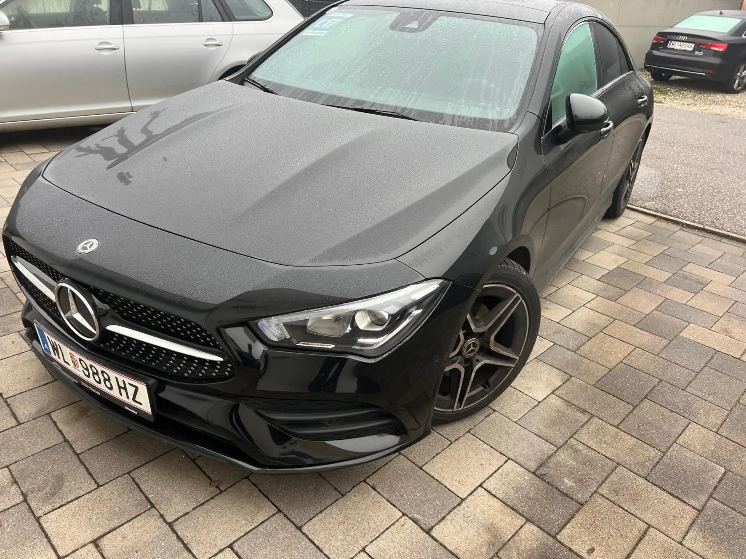 Mercedes-Benz - CLA 180