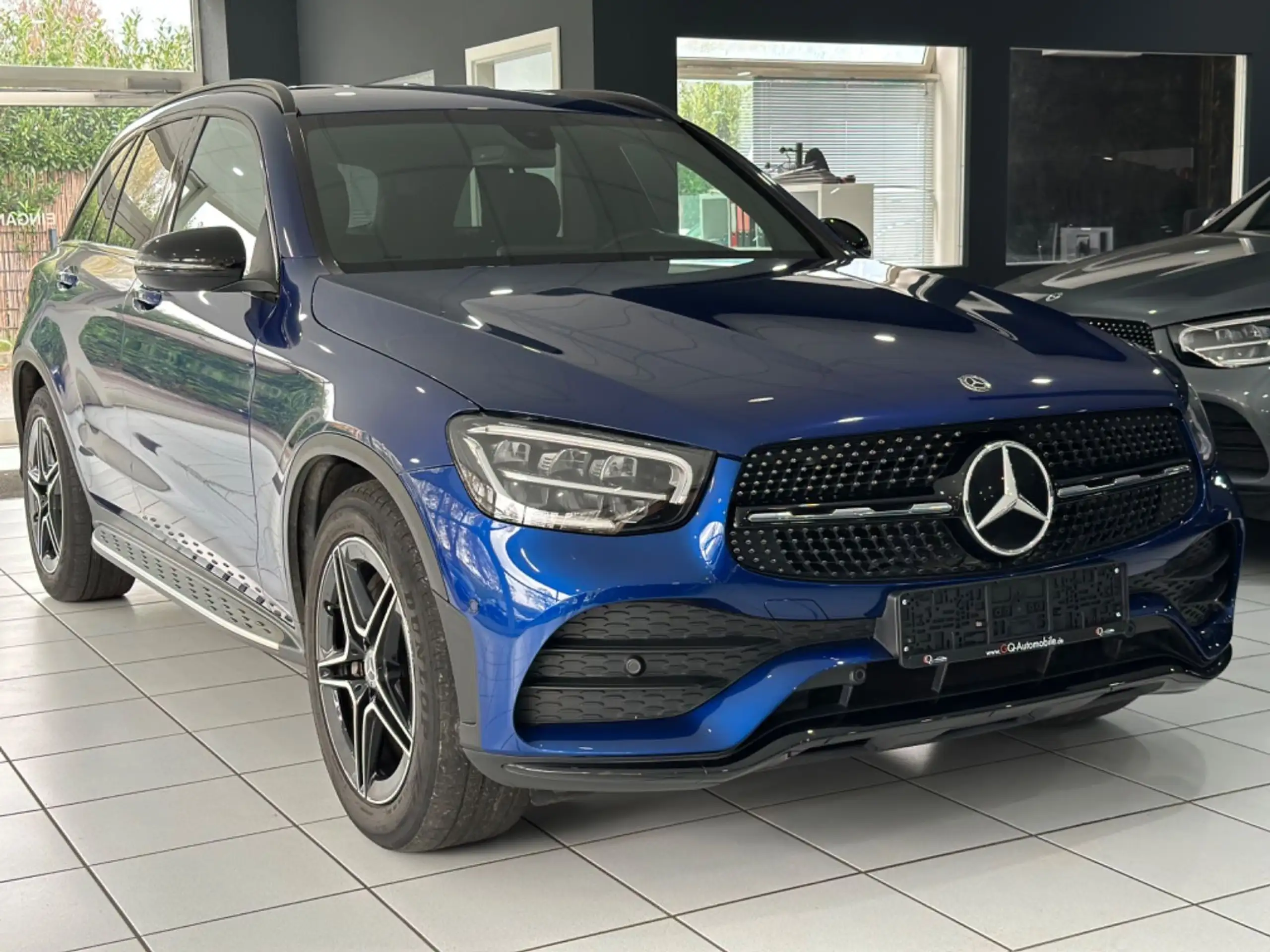 Mercedes-Benz - GLC 220