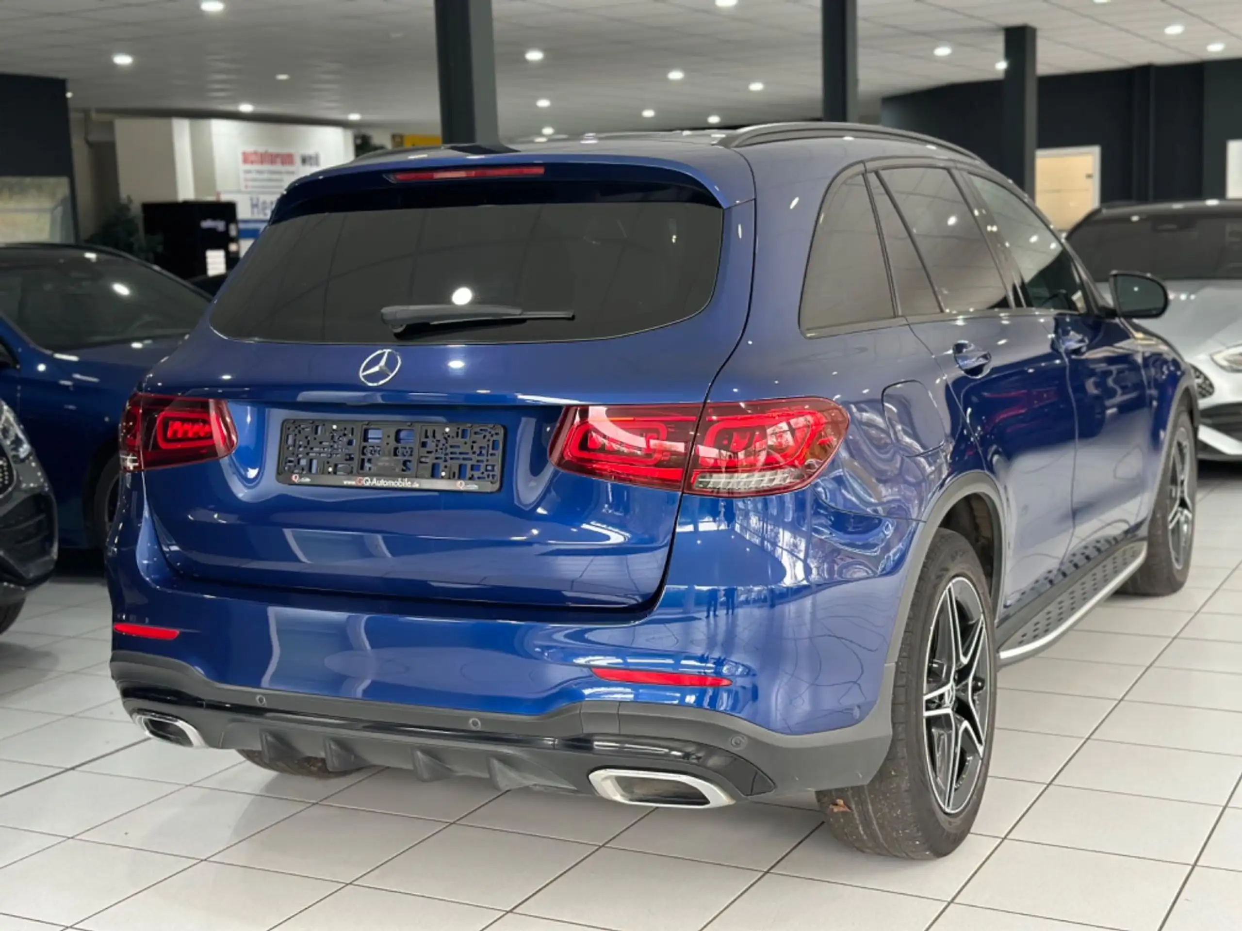 Mercedes-Benz - GLC 220