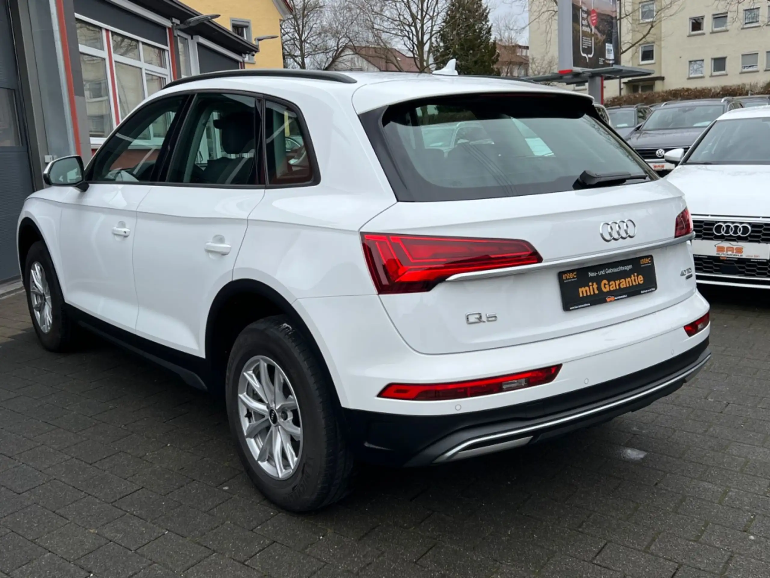 Audi - Q5