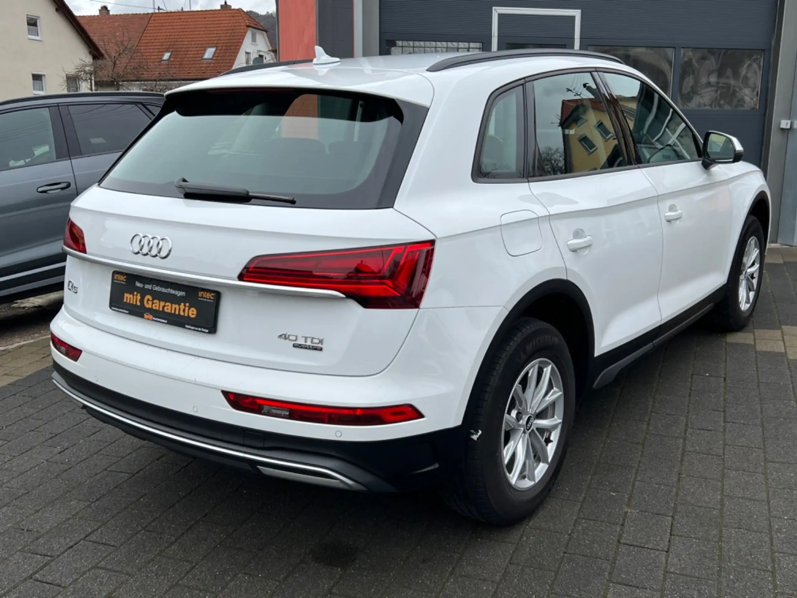 Audi - Q5