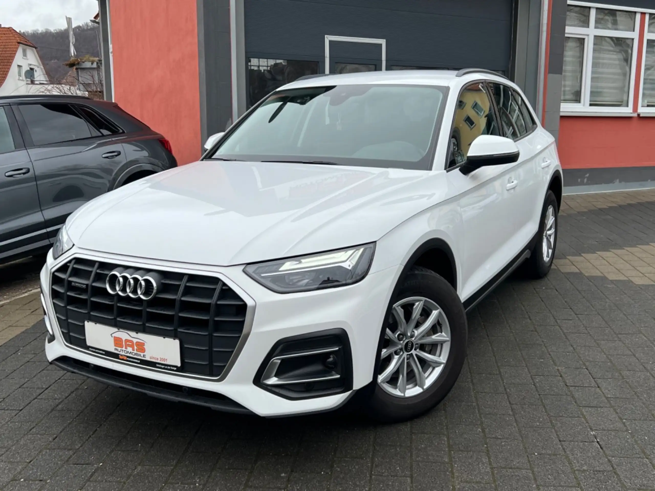 Audi - Q5